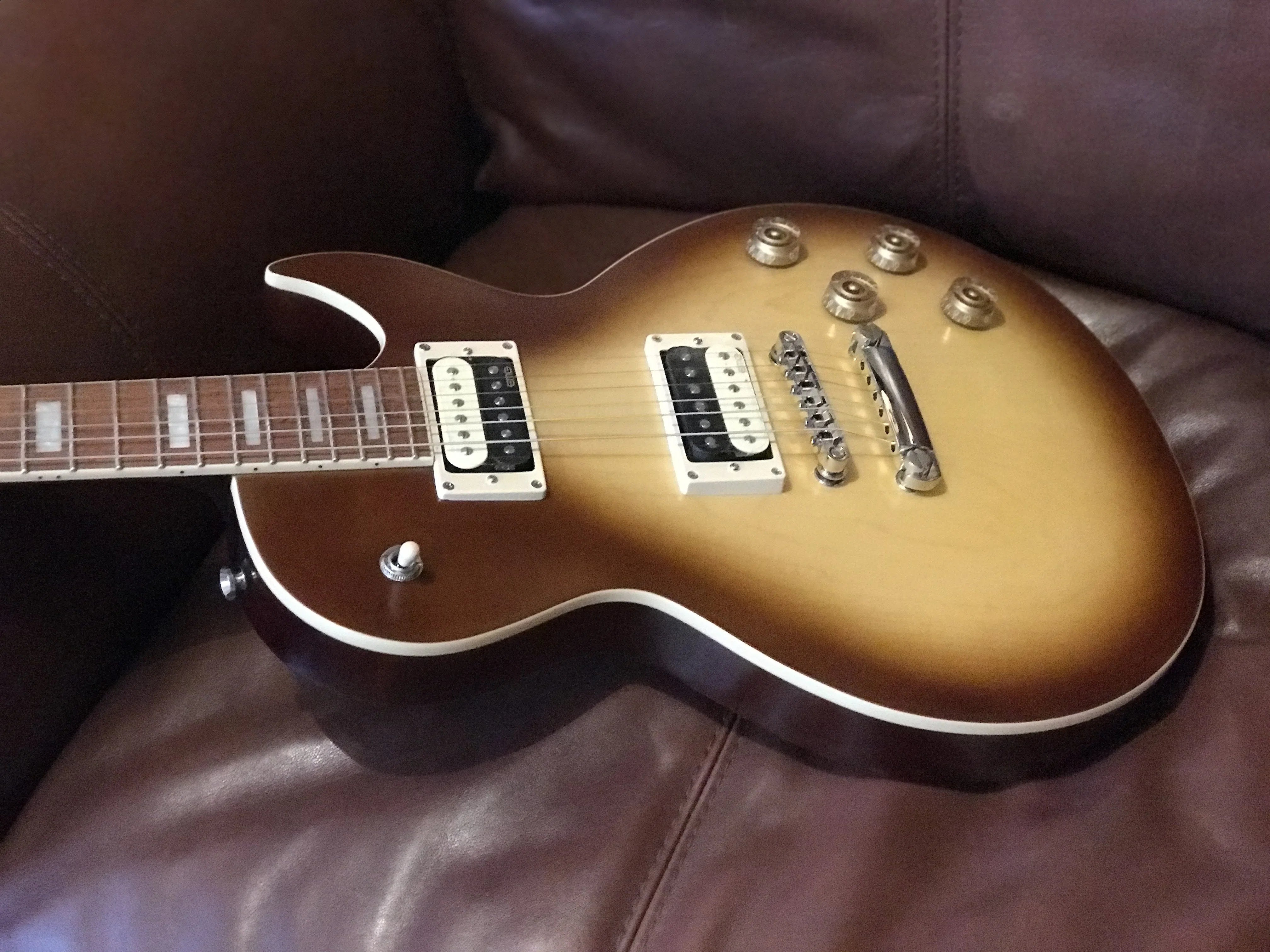 Cort CR300 Aged Vintage Burst, Electric Guitar for sale at Richards Guitars.