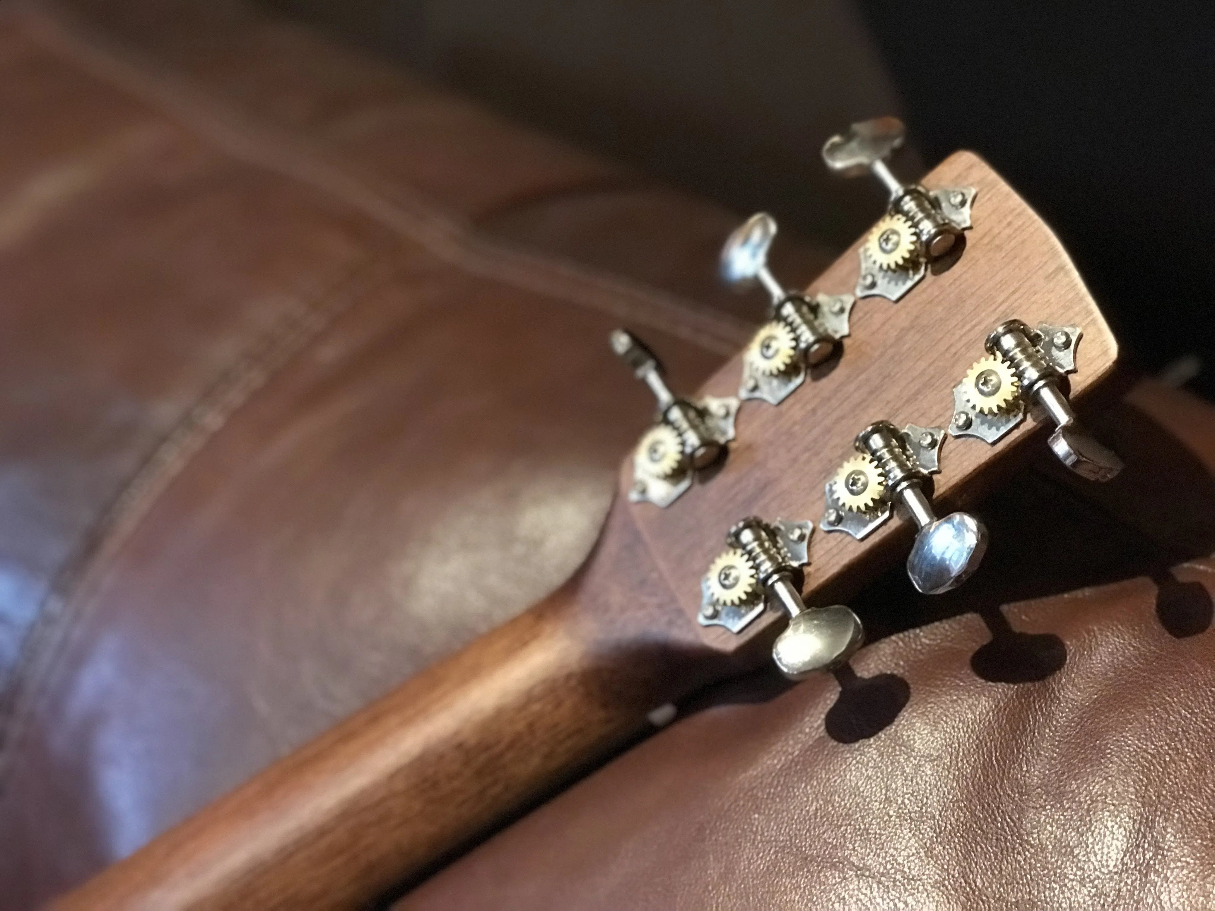 Cort Little CJ Blackwood w/Bag Open Pore Lightburst Travel / Mini Guitar, Electro Acoustic Guitar for sale at Richards Guitars.