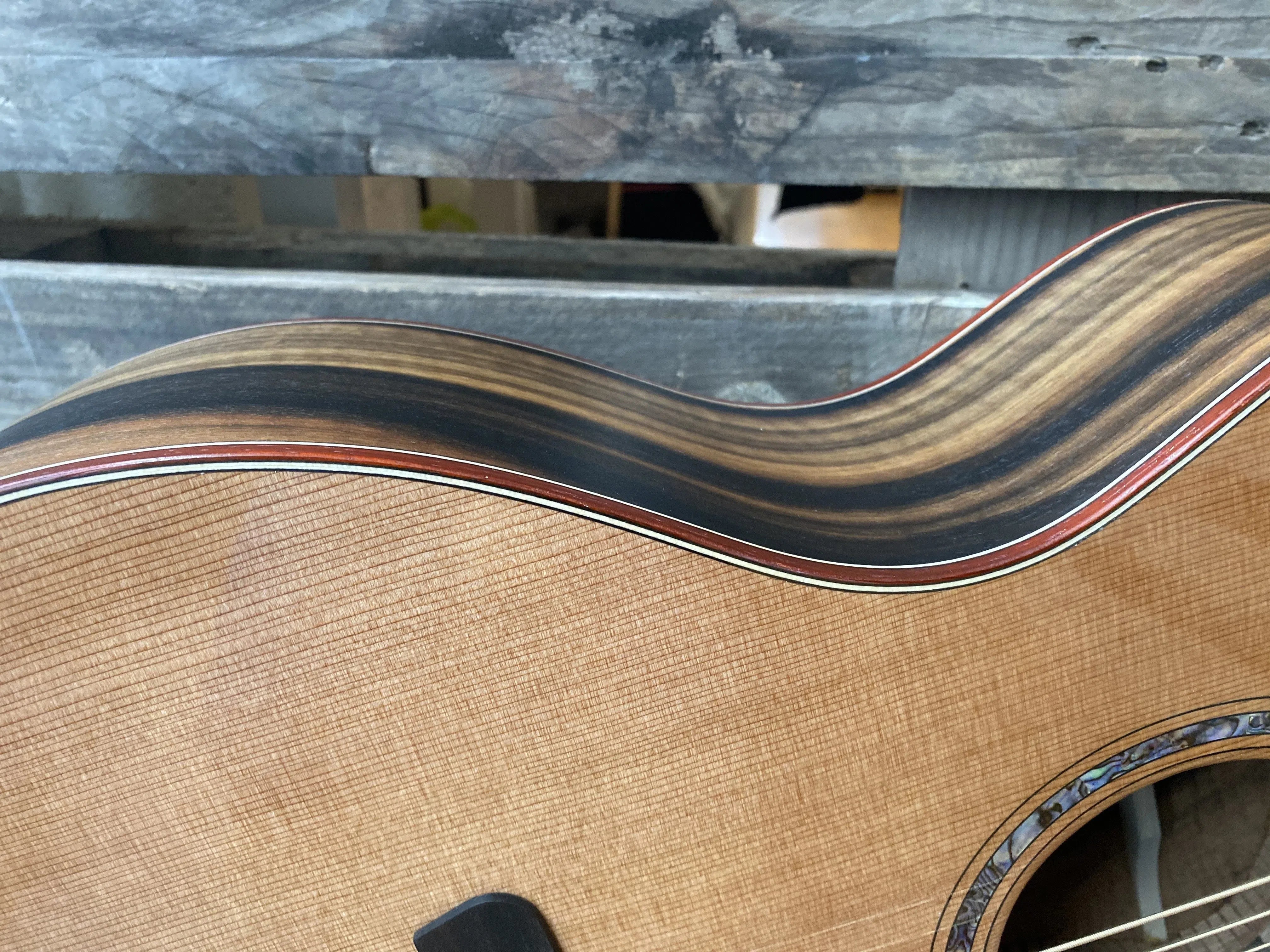 Dowina Figured Ebony GAC Deluxe Masters With Torrifed Swiss Moon Spruce Top