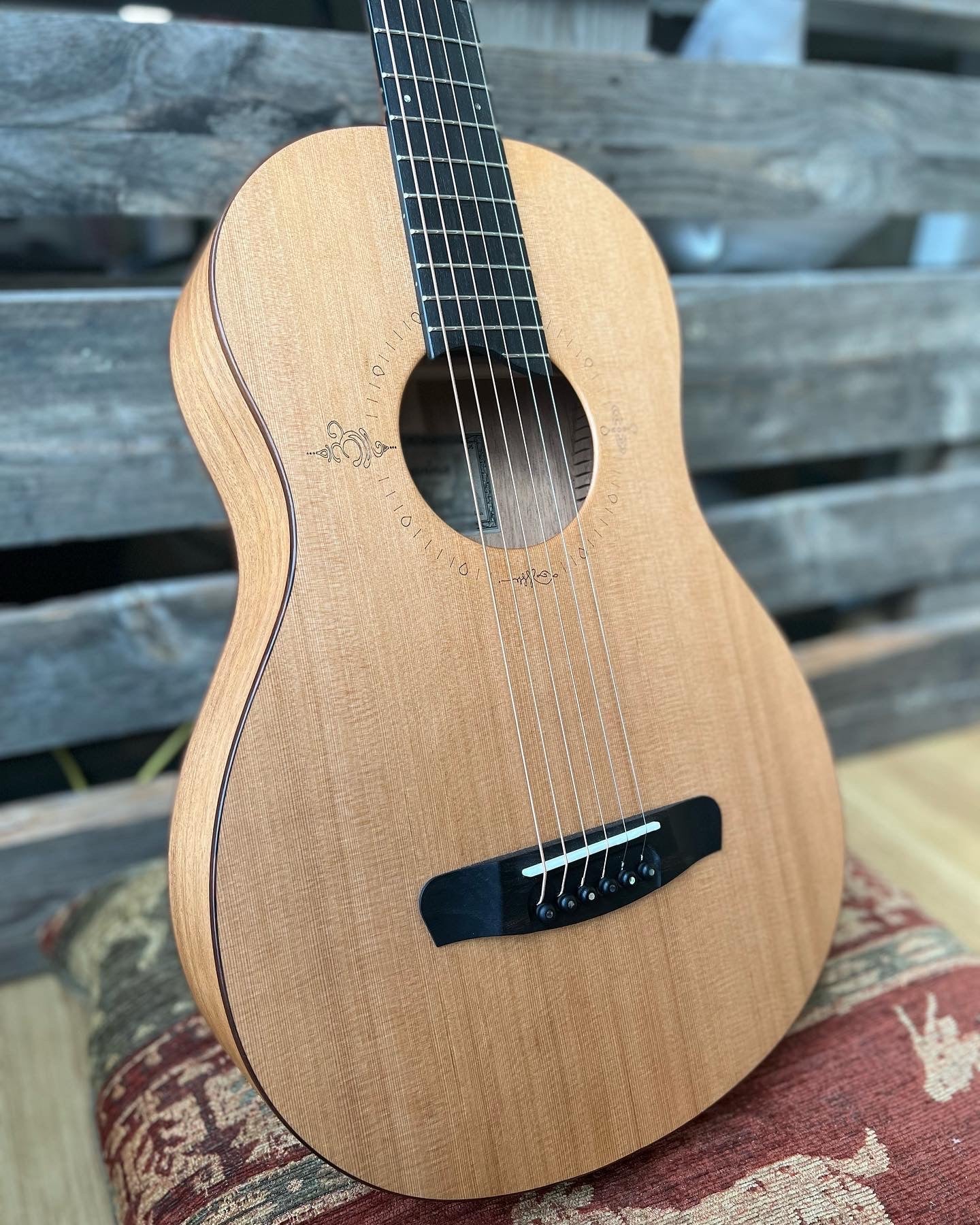 Dowina Pure BV, Acoustic Guitar for sale at Richards Guitars.