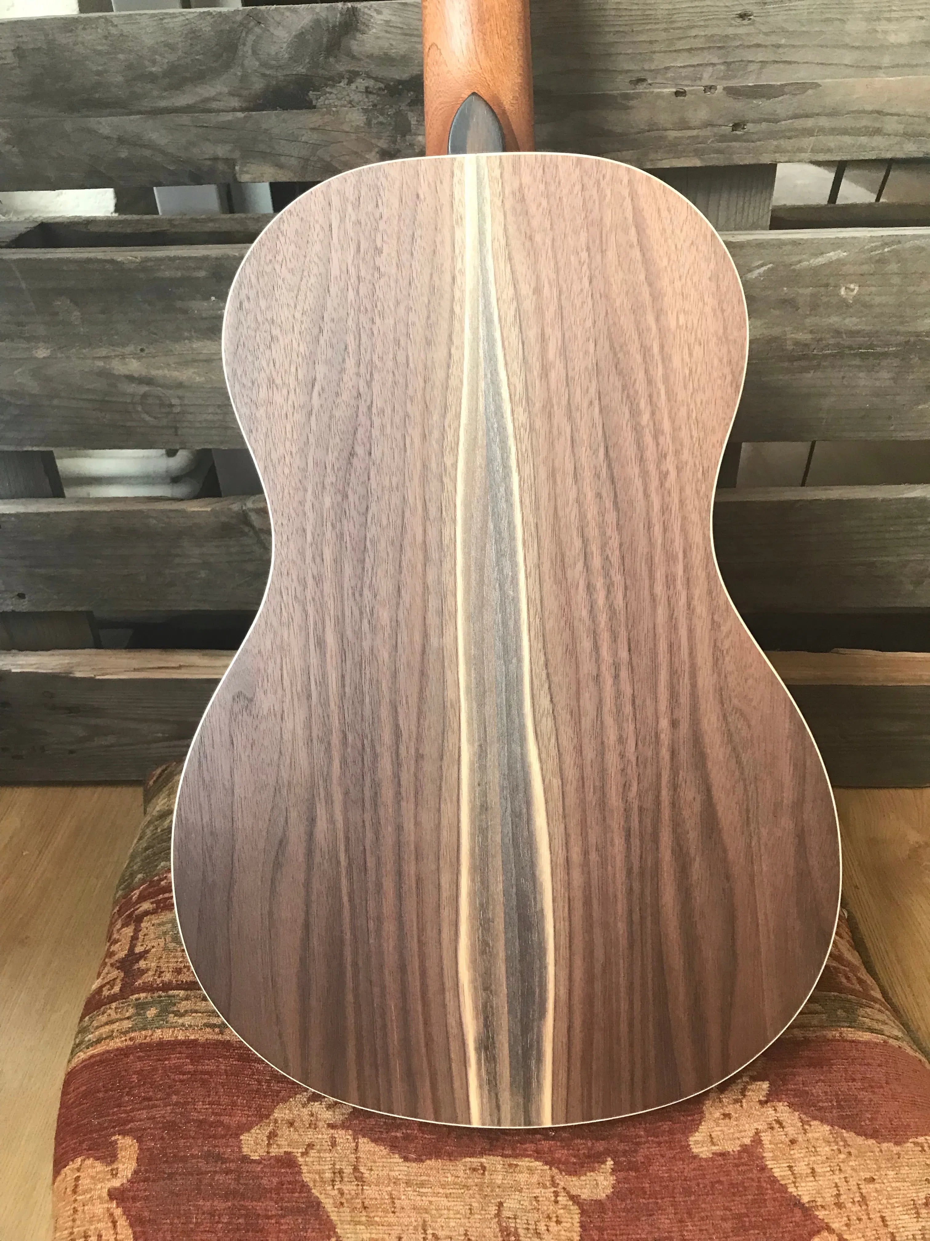 Dowina Walnut BV-H, Nylon Strung Guitar for sale at Richards Guitars.