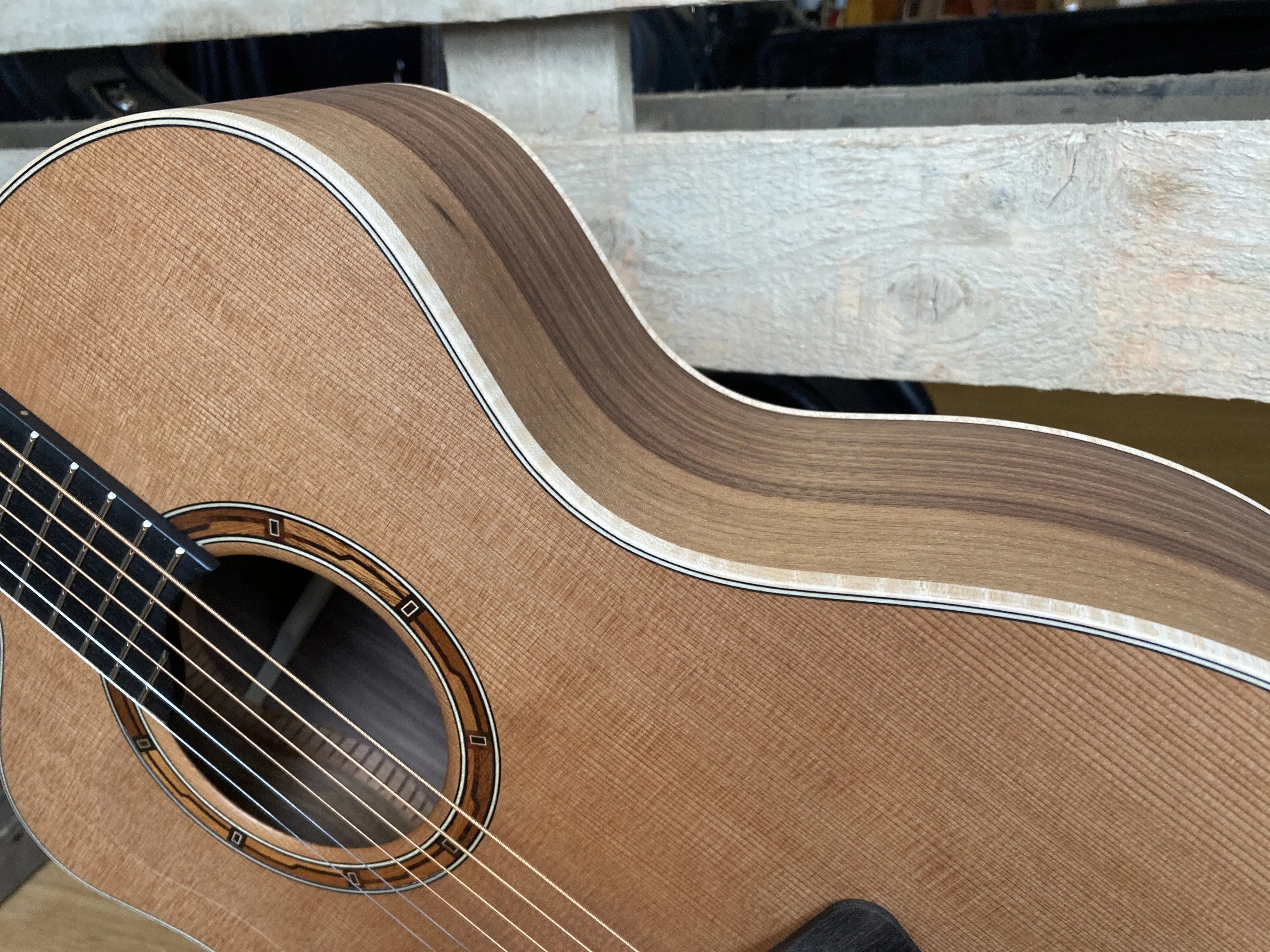 Dowina Walnut (Sol) GAC Left Handed, Acoustic Guitar for sale at Richards Guitars.