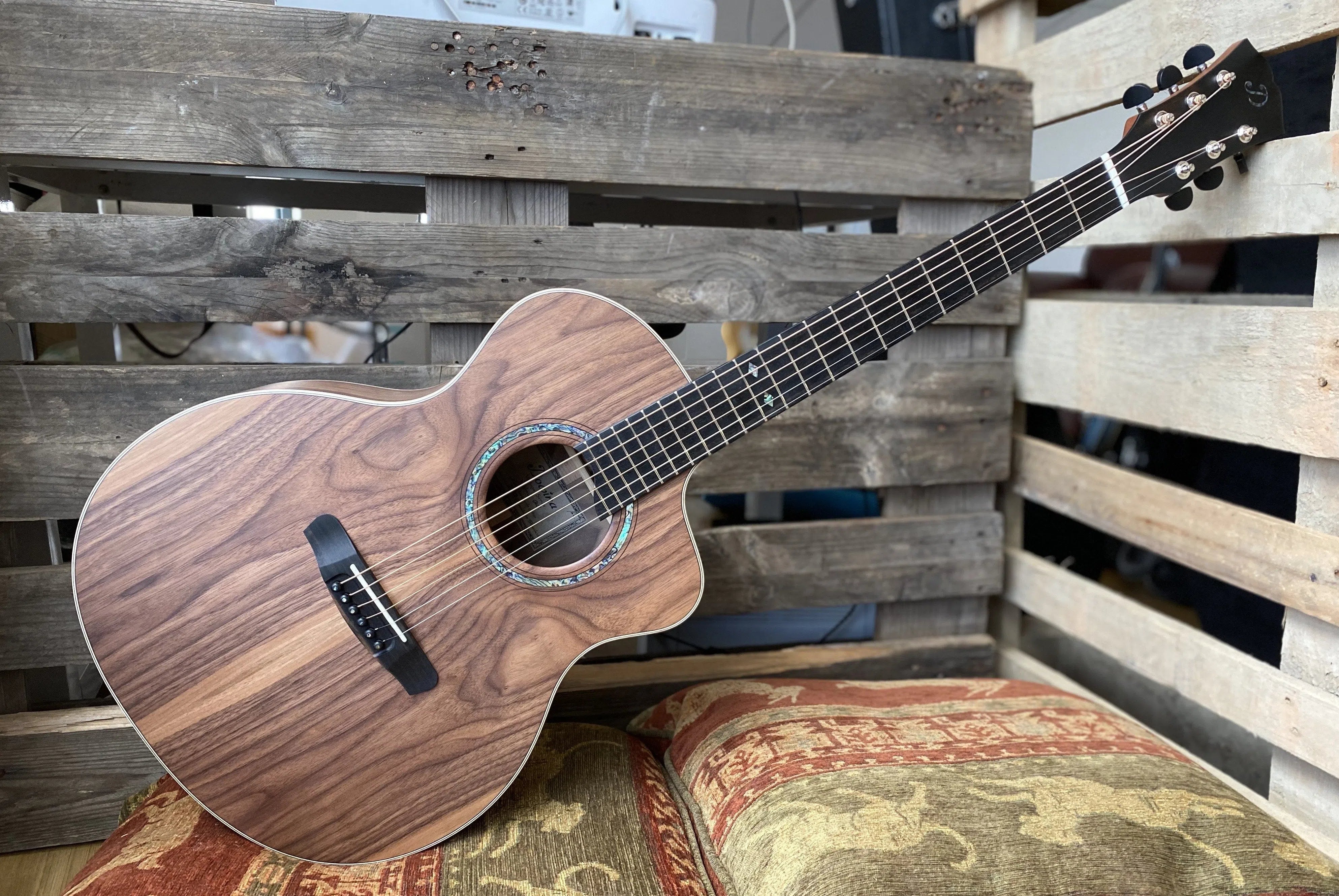 Dowina Walnut Tribute DLX GAC, Acoustic Guitar for sale at Richards Guitars.