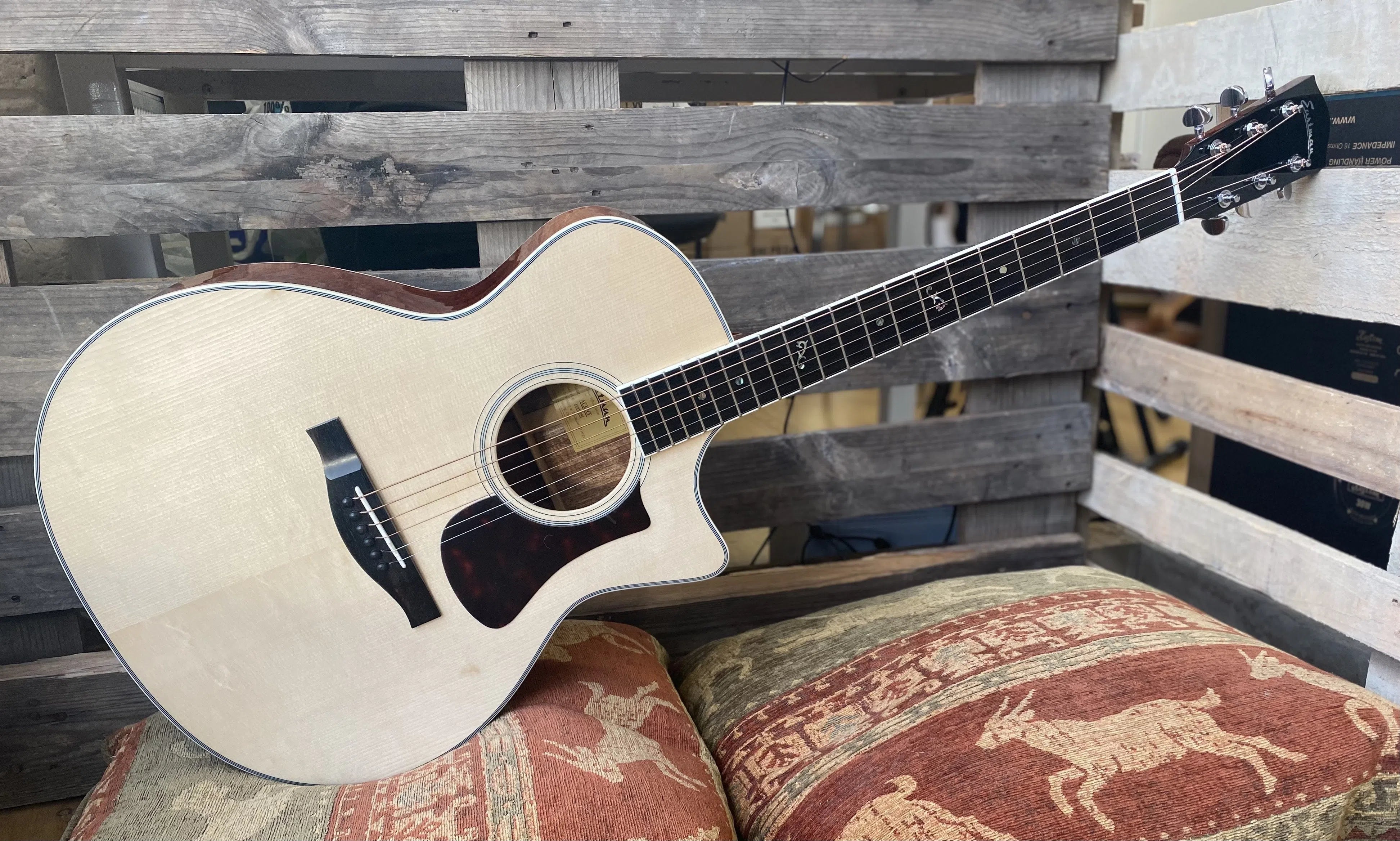 Eastman AC322CE Grand Auditorium Electro Acoustic Guitar w/ cutaway, Electro Acoustic Guitar for sale at Richards Guitars.