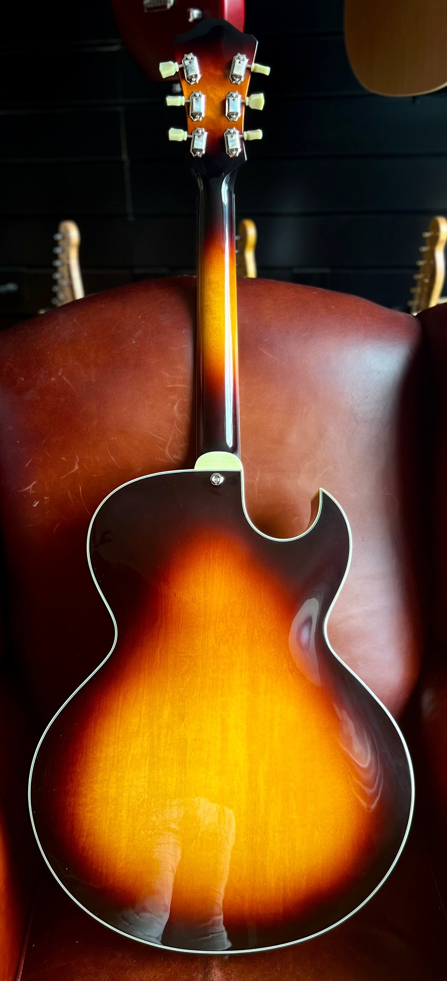 Eastman AR372LCE-SB Left Handed Archtop Guitar, Electric Guitar for sale at Richards Guitars.