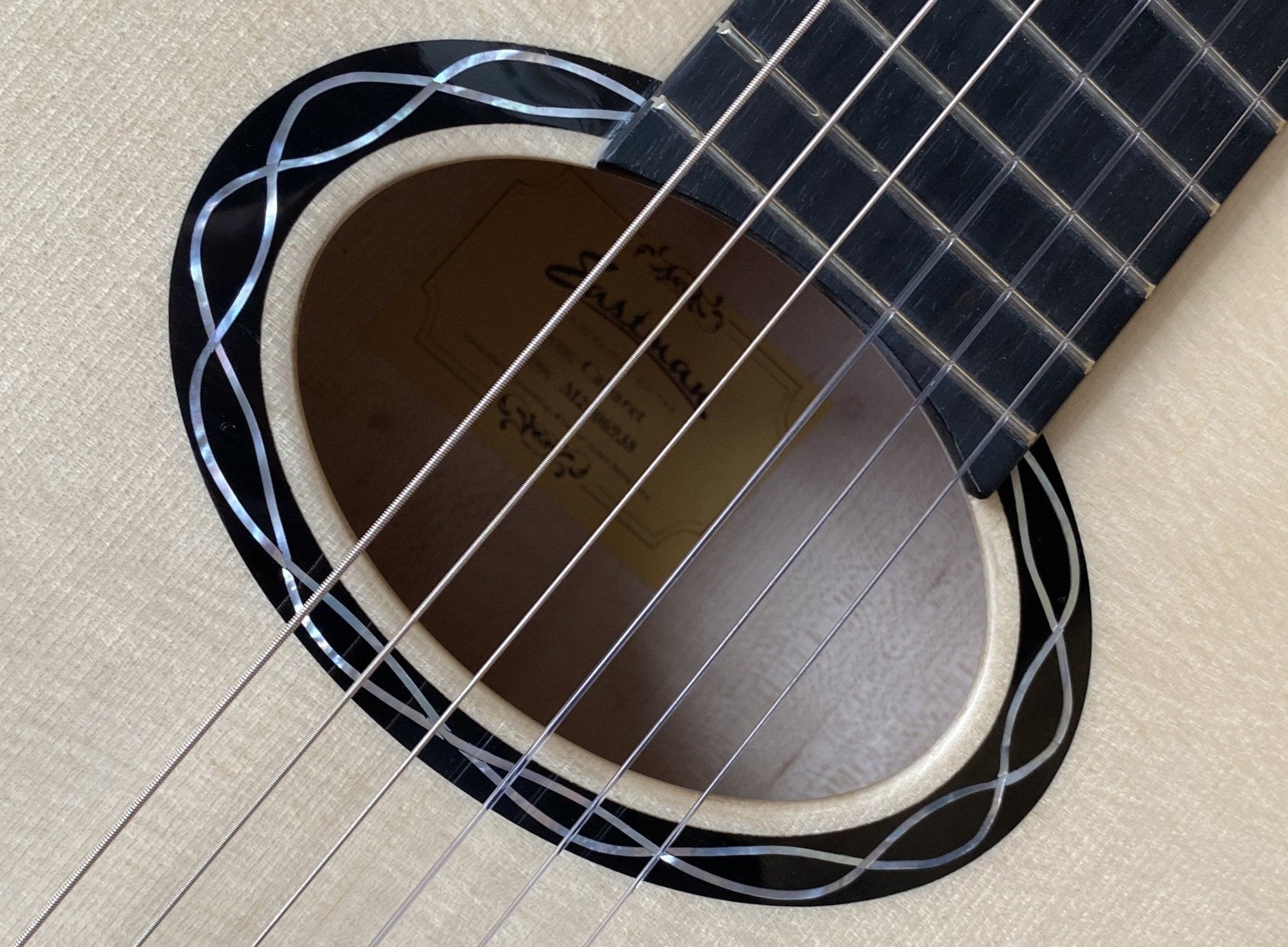 Eastman Cabaret 49mm Nut Nylon Electro Hybrid, Electro Nylon Strung Guitar for sale at Richards Guitars.