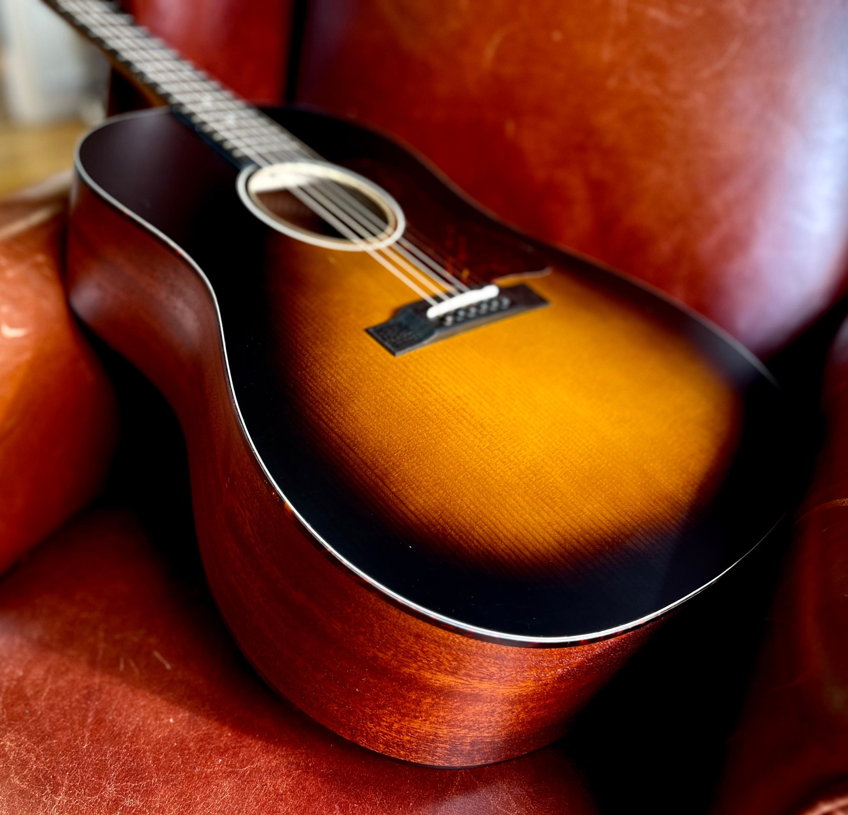 Eastman E1SS-SB, Sunburst, Acoustic Guitar, Acoustic Guitar for sale at Richards Guitars.