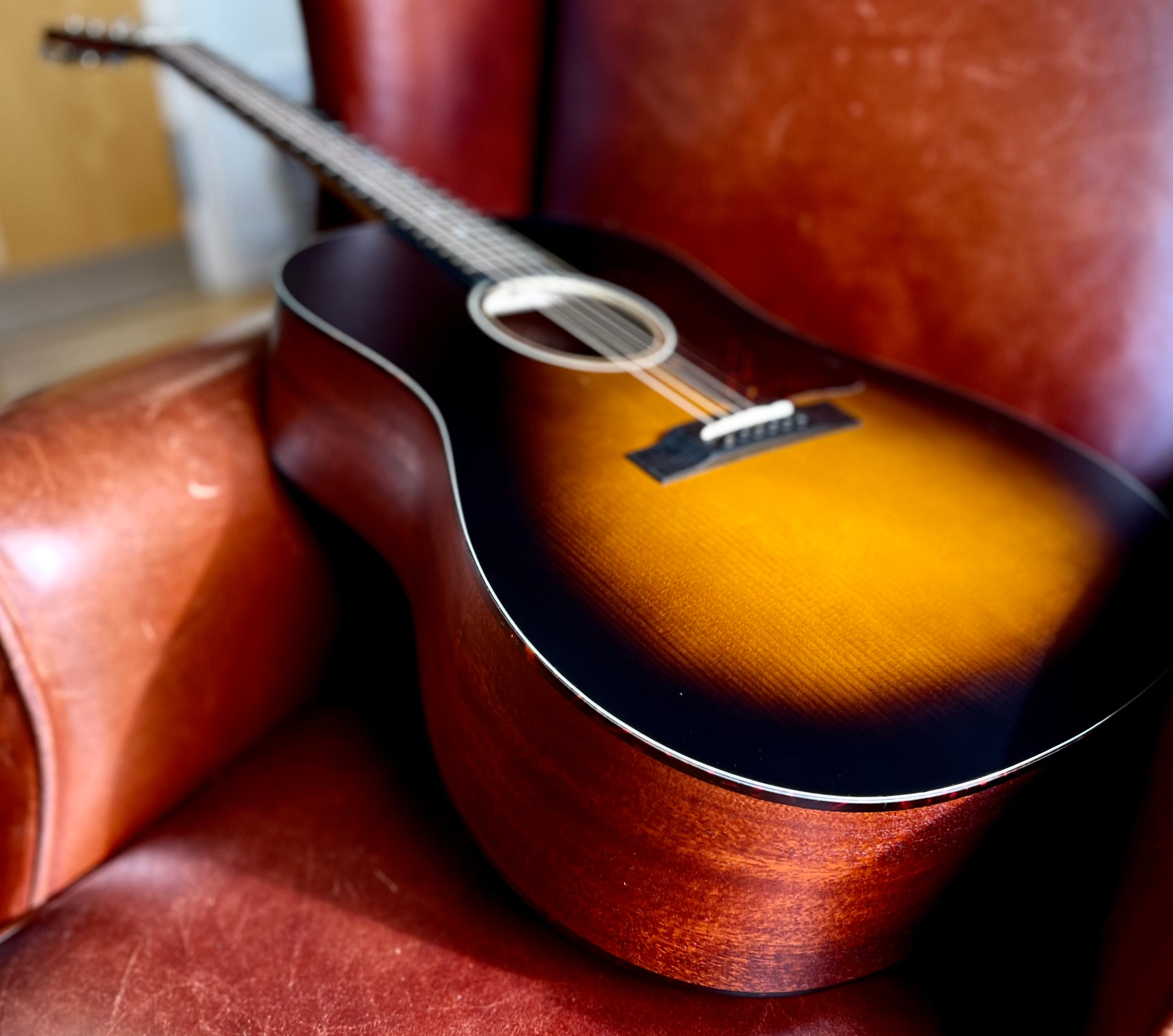 Eastman E1SS-SB, Sunburst, Acoustic Guitar, Acoustic Guitar for sale at Richards Guitars.