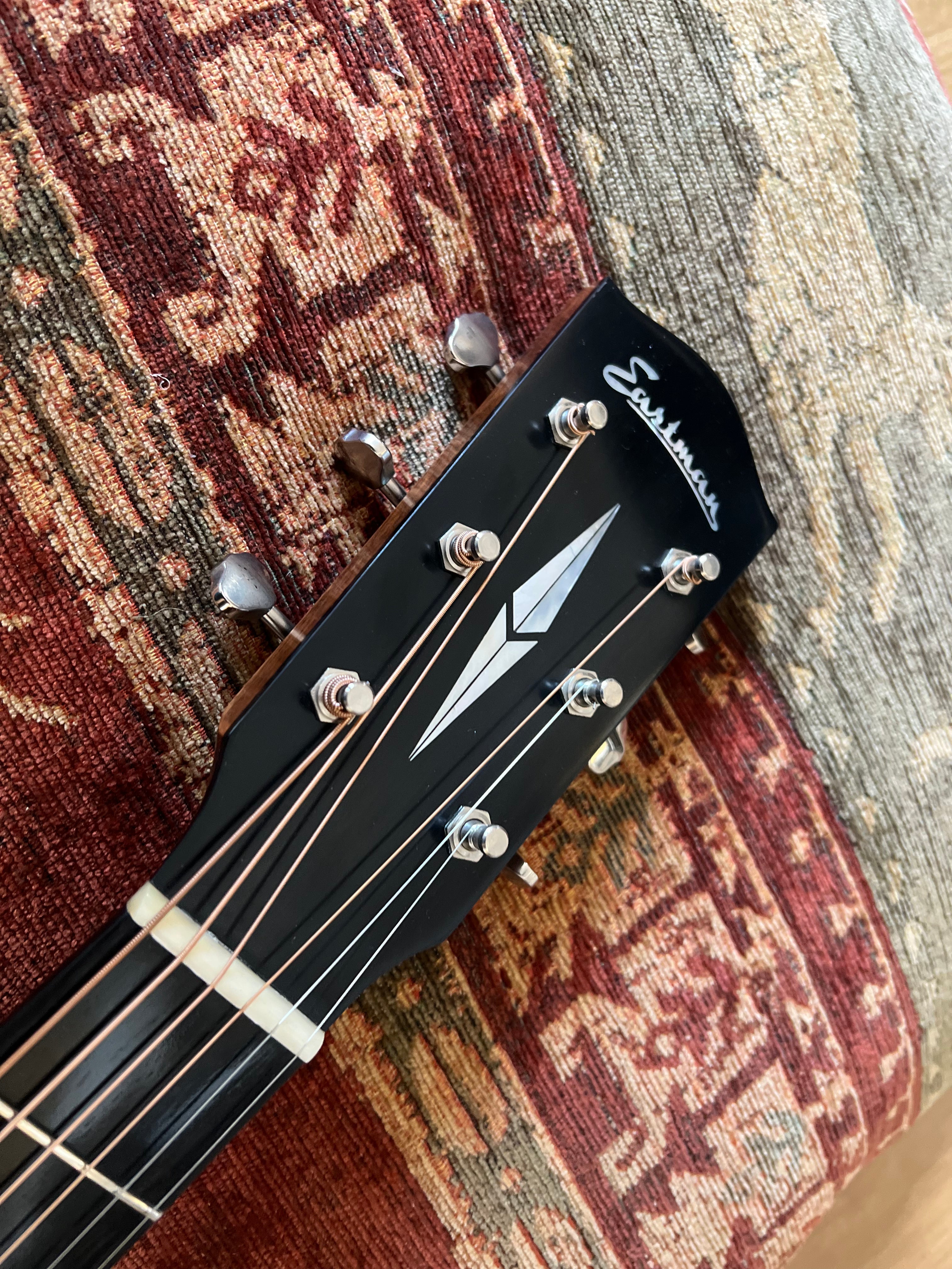 Eastman E20SS/v Slope Shoulder Dreadnought Antique Sunburst, Acoustic Guitar for sale at Richards Guitars.