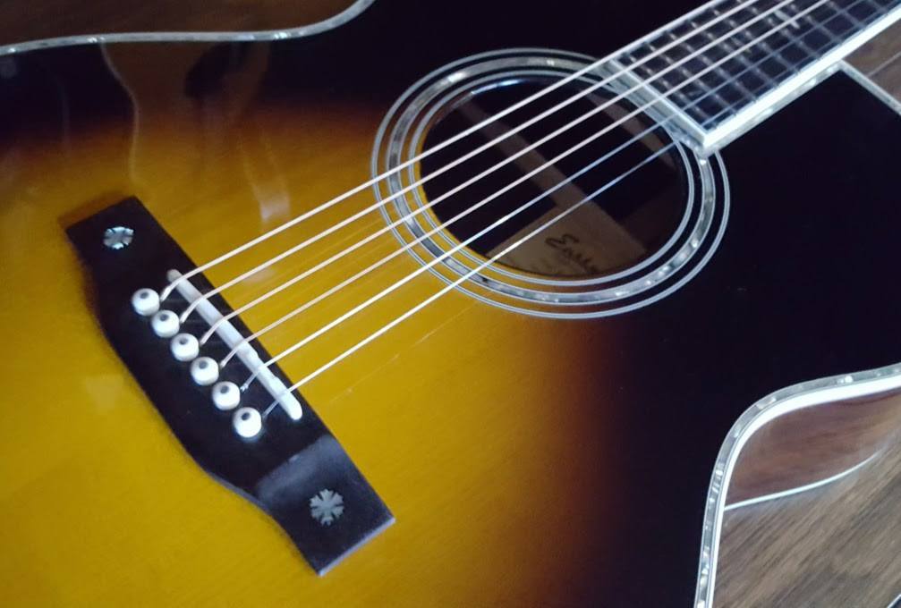 Eastman E40 OM TC SB, Acoustic Guitar for sale at Richards Guitars.