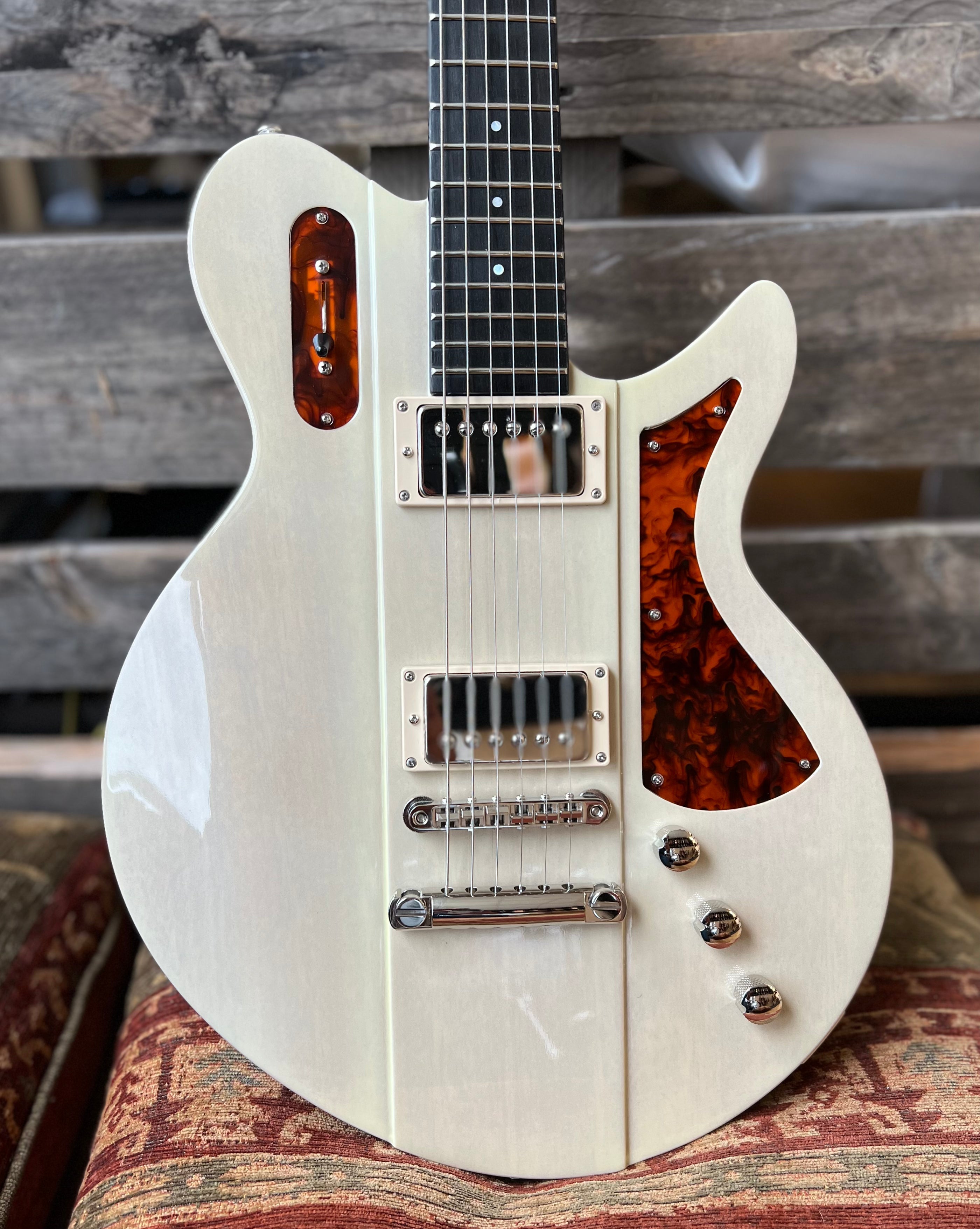 Eastman Juliet-PB Pomona Blonde (Price inc. Custom Pro Setup Package), Electric Guitar for sale at Richards Guitars.