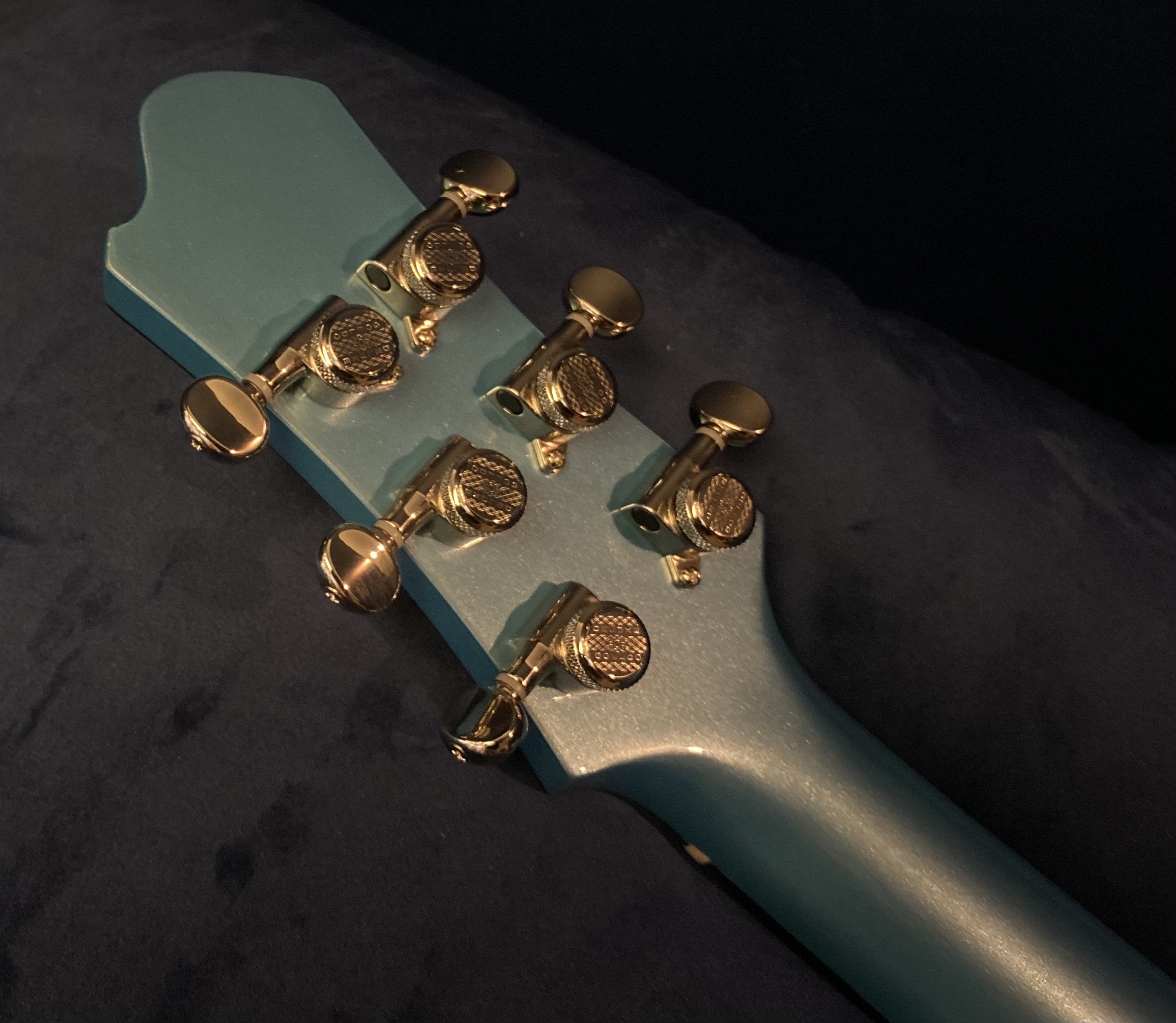 Eastman Romeo LA Celestine Blue, Electric Guitar for sale at Richards Guitars.