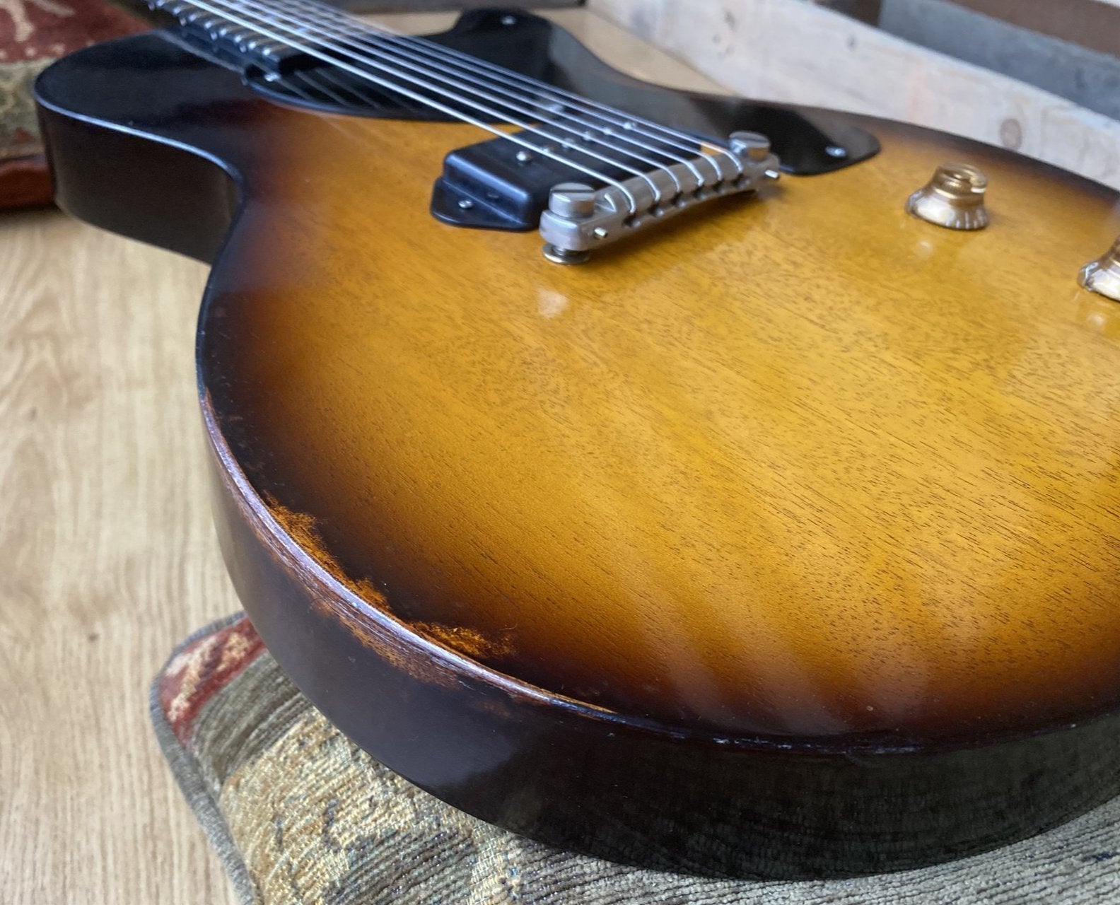 Eastman SB55/v-SB, Electric Guitar for sale at Richards Guitars.