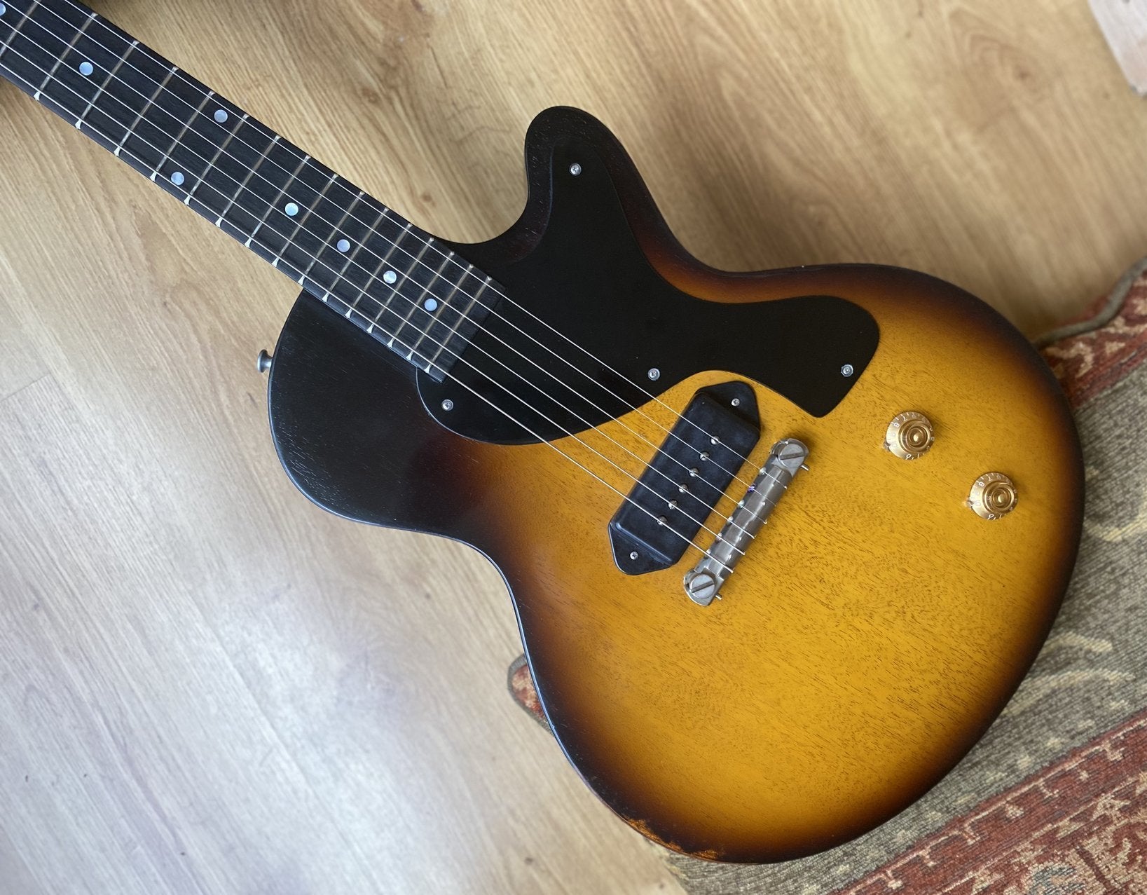 Eastman SB55/v-SB, Electric Guitar for sale at Richards Guitars.