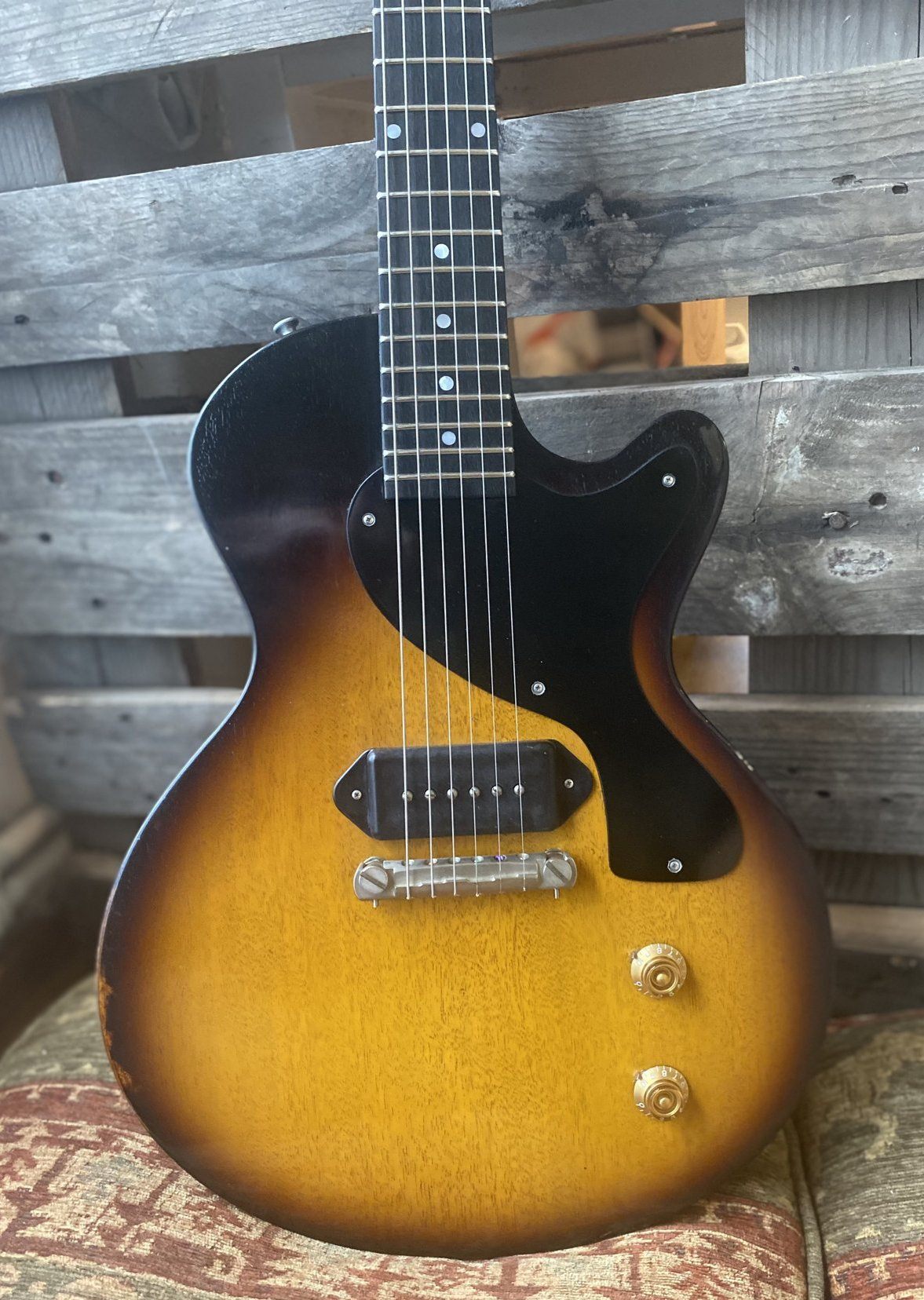 Eastman SB55/v-SB, Electric Guitar for sale at Richards Guitars.