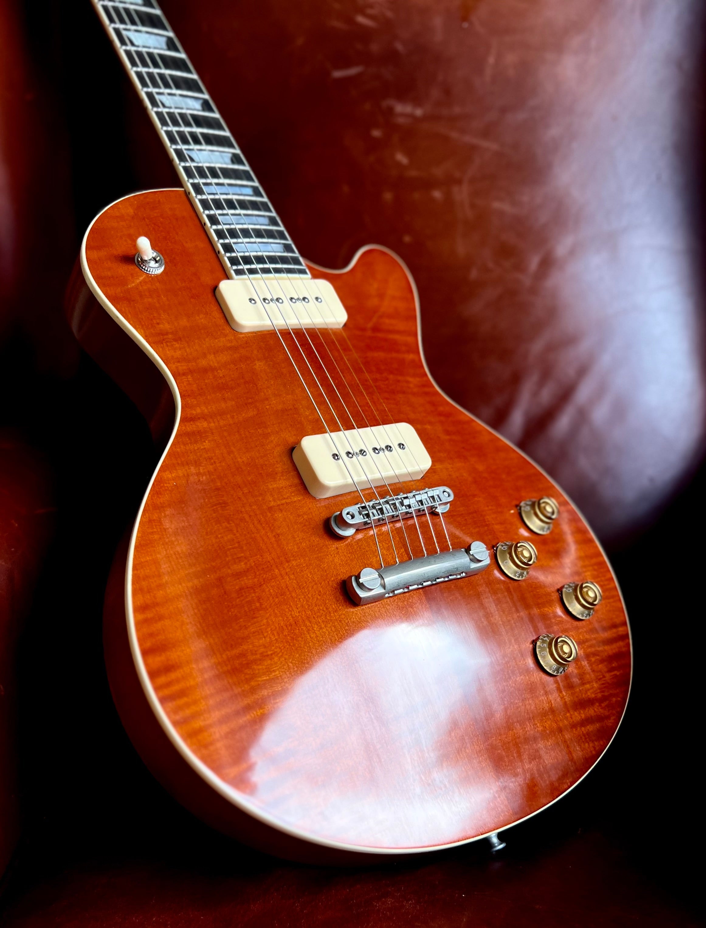 Eastman SB56/TV-AMB Truetone Vintage Amber Finish, Electric Guitar for sale at Richards Guitars.