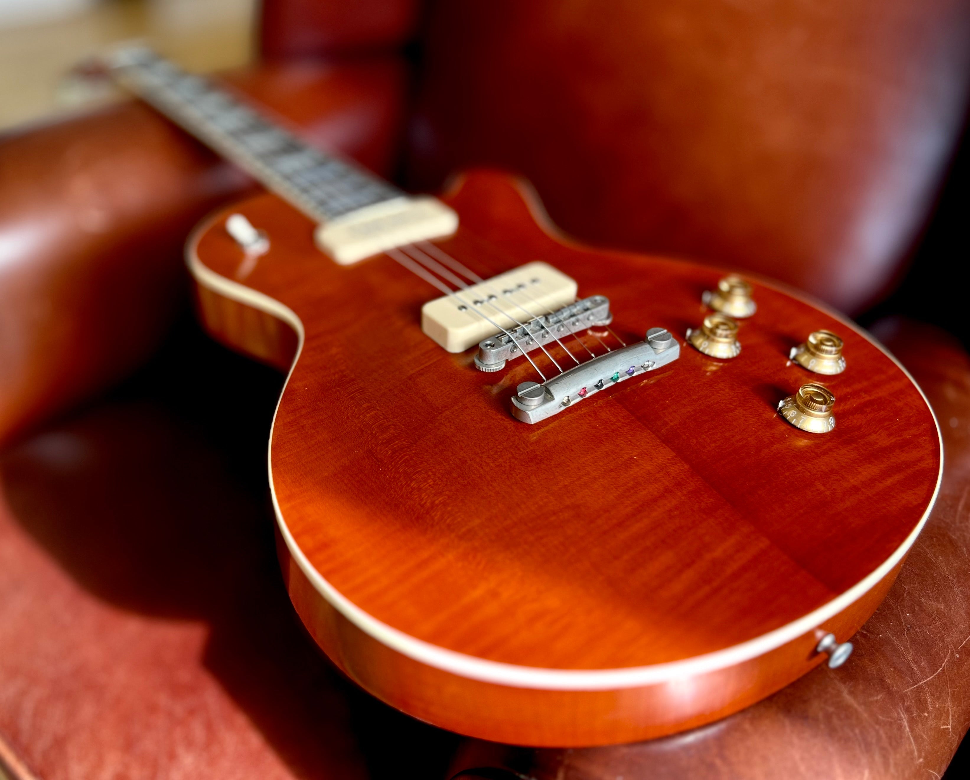 Eastman SB56/TV-AMB Truetone Vintage Amber Finish, Electric Guitar for sale at Richards Guitars.