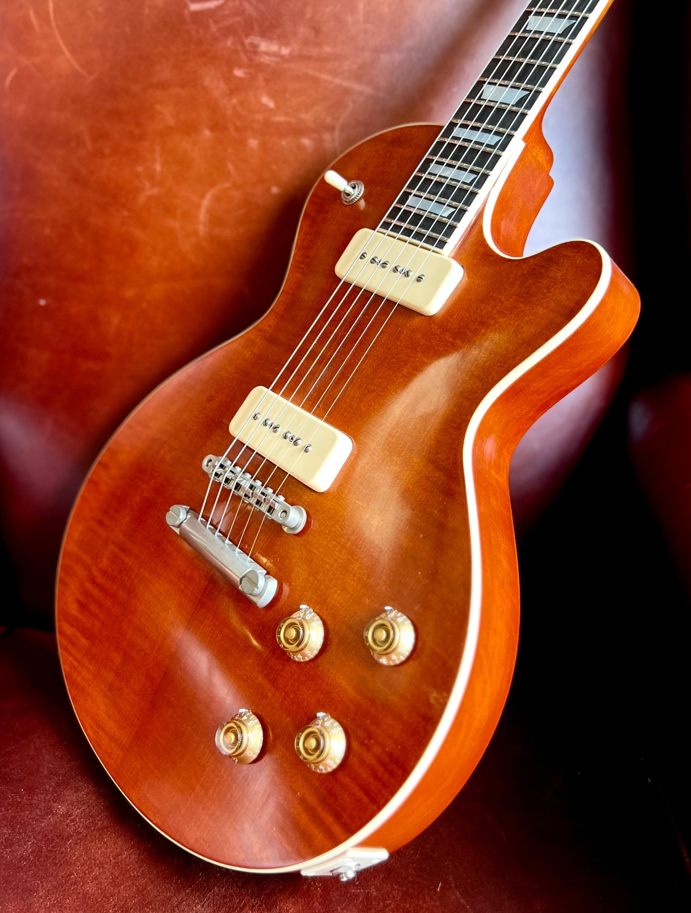 Eastman SB56/TV-AMB Truetone Vintage Amber Finish, Electric Guitar for sale at Richards Guitars.