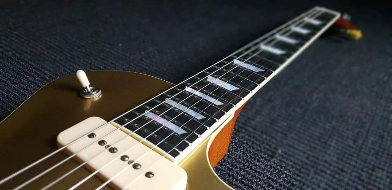 Eastman SB56/n GD, Electric Guitar for sale at Richards Guitars.