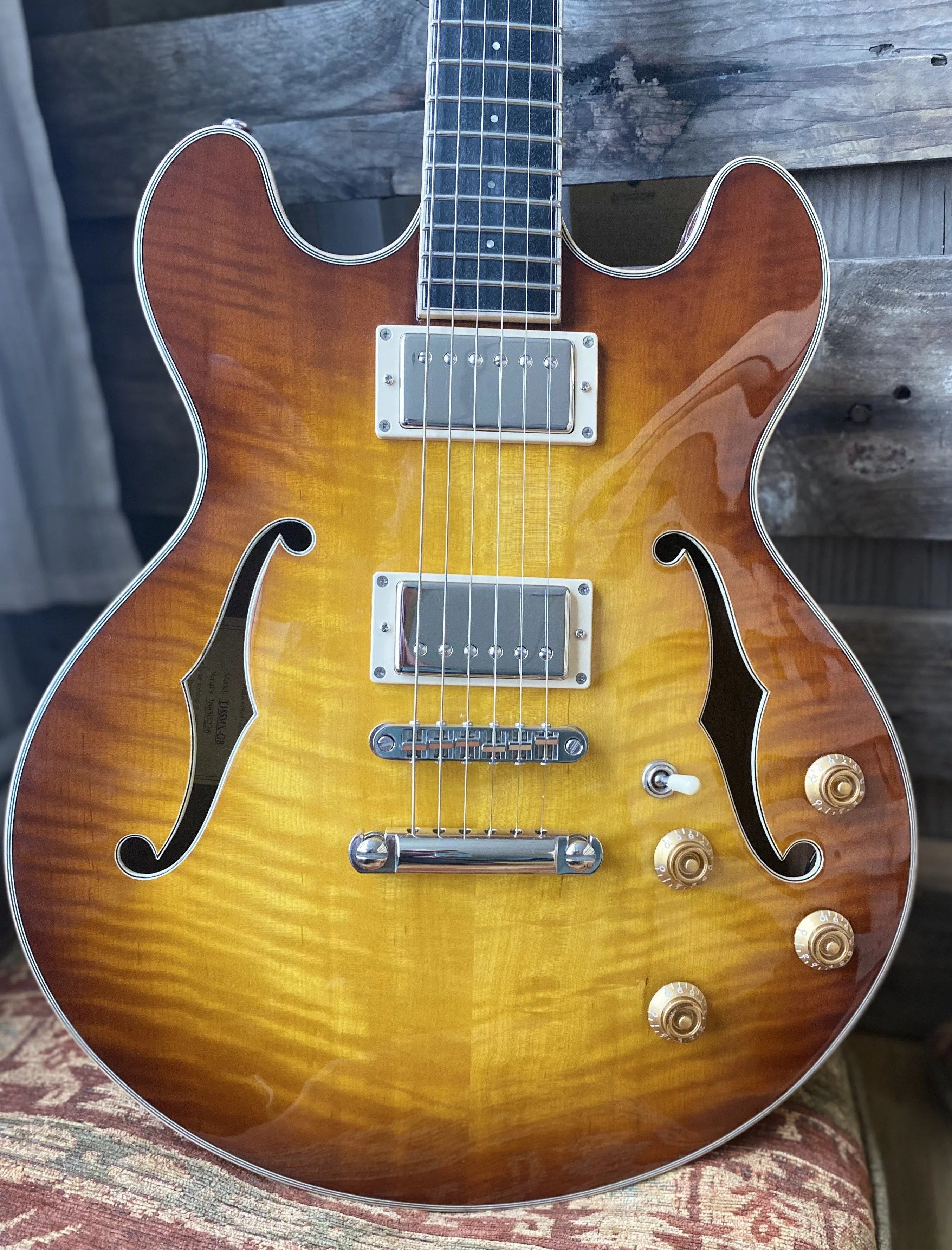 Eastman T185mx GB, Electric Guitar for sale at Richards Guitars.