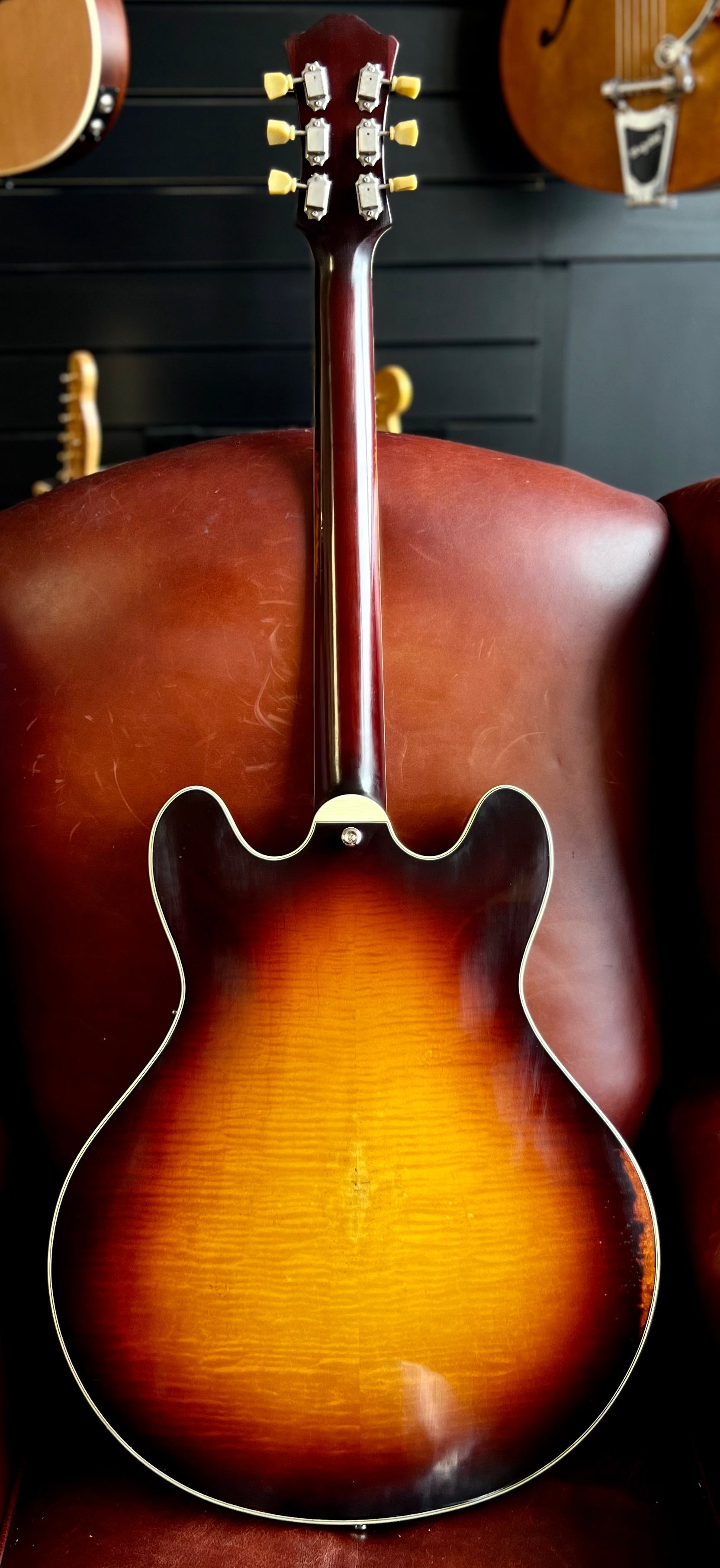 Eastman T59/v Sunburst, Electric Guitar for sale at Richards Guitars.