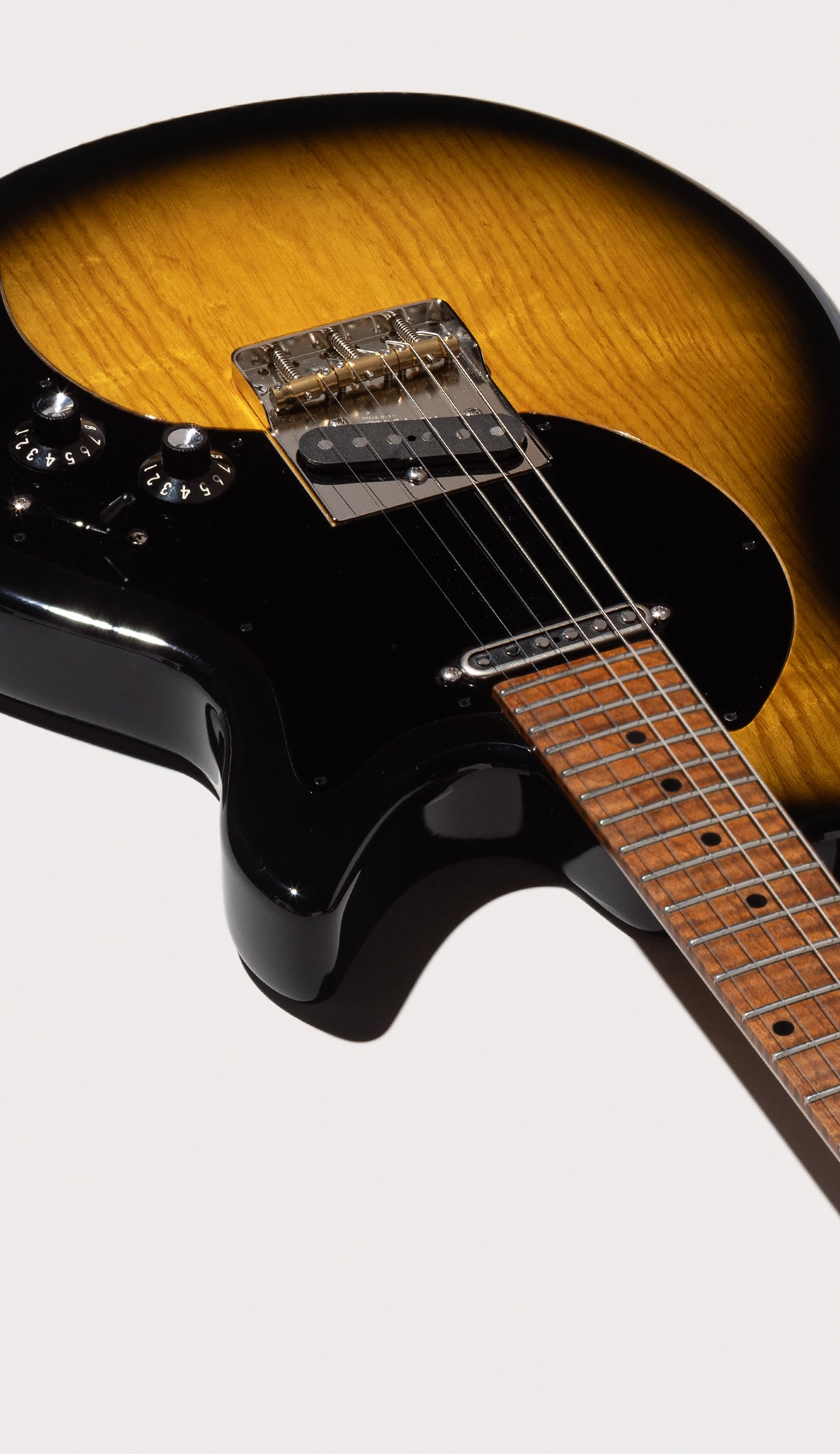 Eastman D'Ambrosio SC'54 Kingtone, Electric Guitar for sale at Richards Guitars.