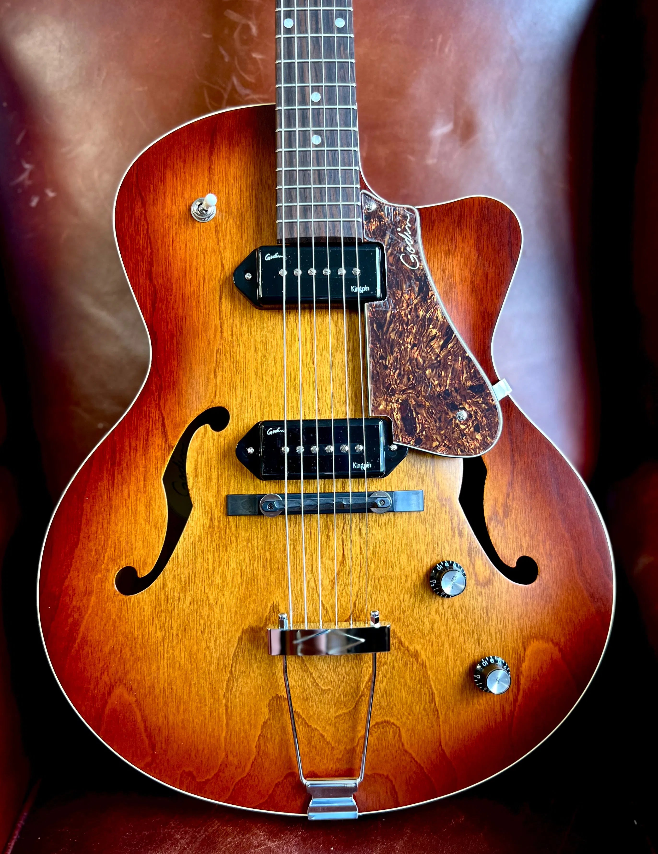 GODIN 5th Avenue CW Kingpin II Cognac Burst, Electric Guitar for sale at Richards Guitars.