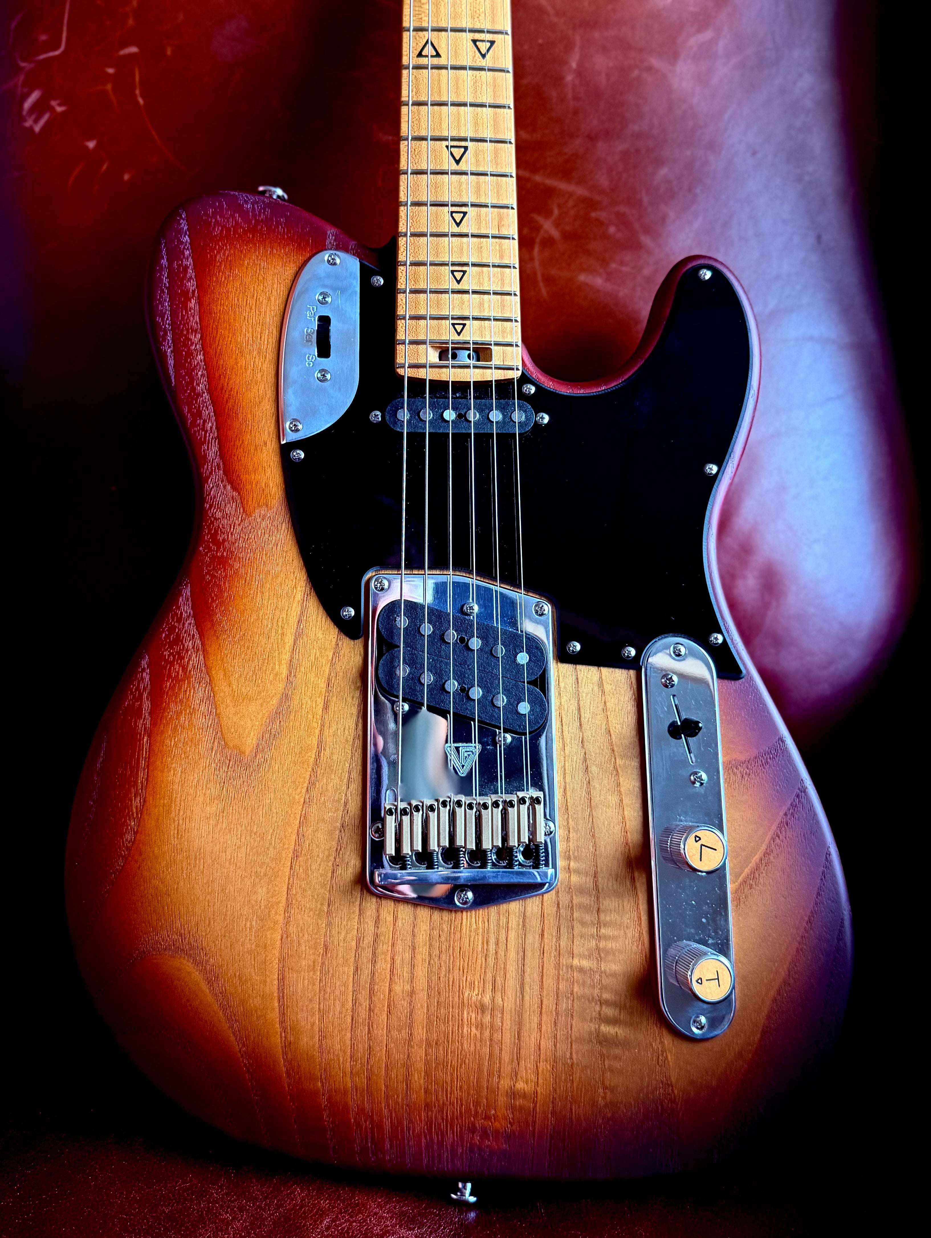 Valiant Titan Sunburst