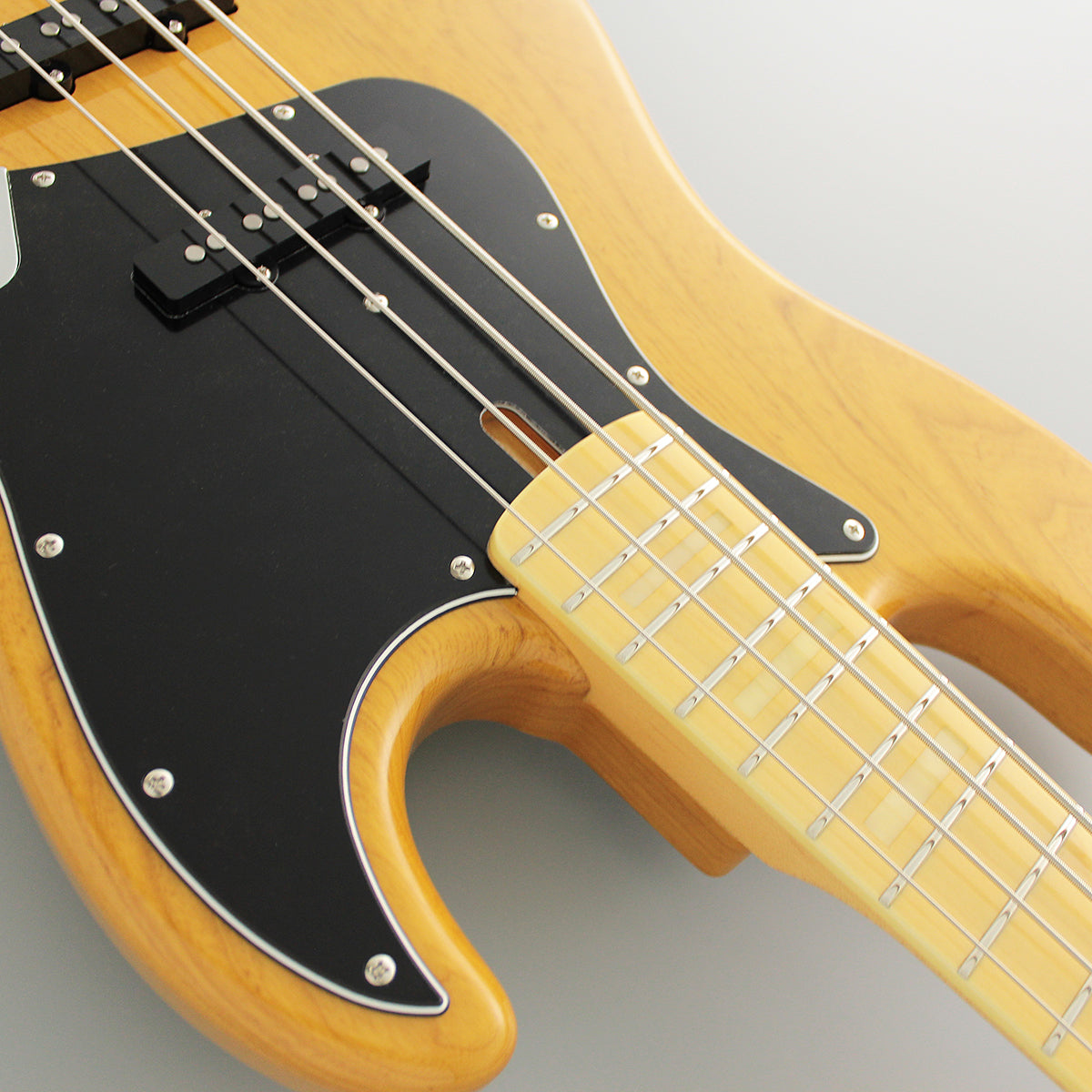 FGN Guitars Neoclassic JB 100M Ash Vintage Natural, Bass Guitar for sale at Richards Guitars.