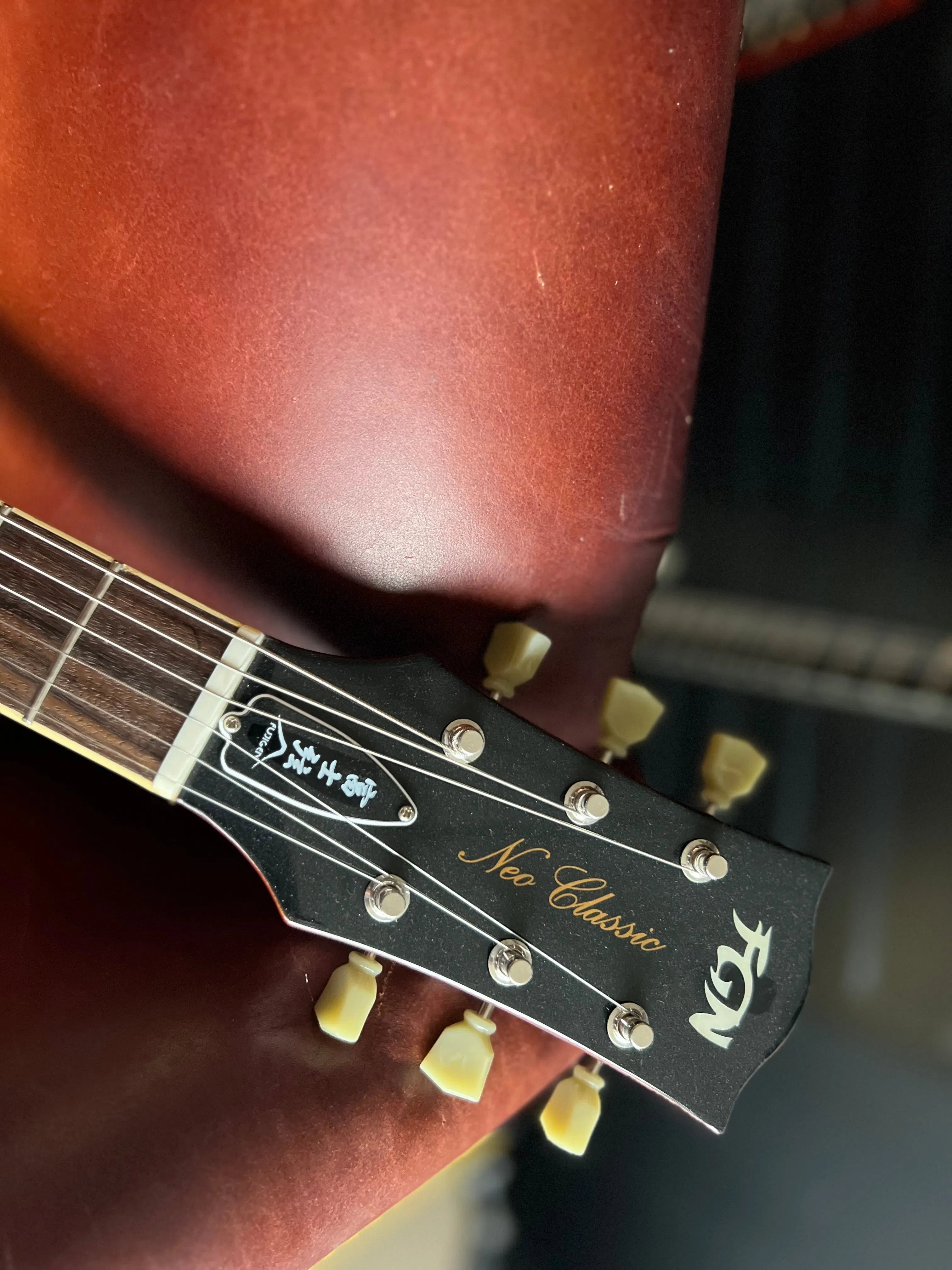 FGN Neo Classic NLS11RMP Antique Gold (AG) With Gig Bag, Electric Guitar for sale at Richards Guitars.