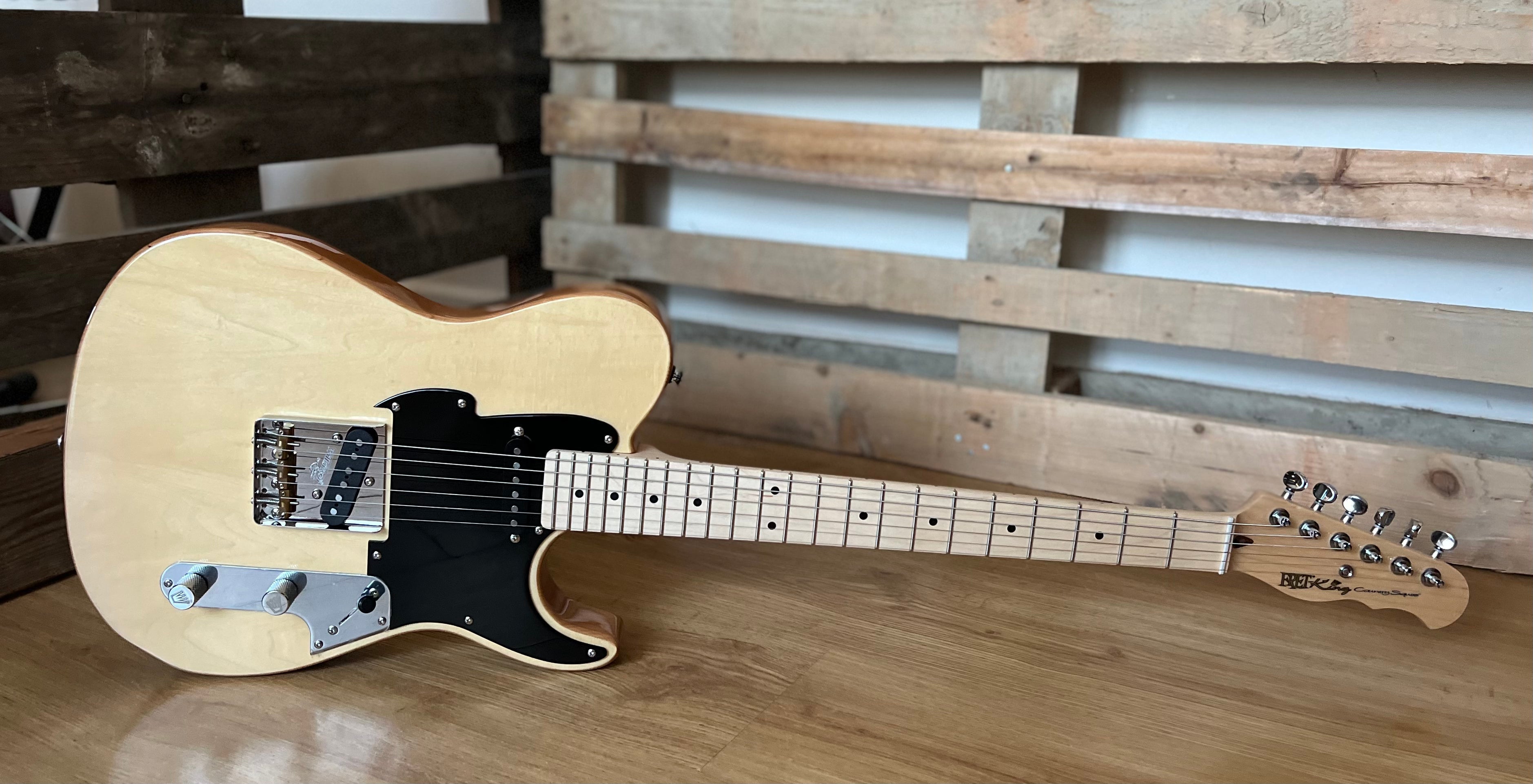 FRET KING COUNTRY SQUIRE CLASSIC TONEMASTER - NATURAL MAPLE (Includes Our £85 Pro Setup Free), Electric Guitar for sale at Richards Guitars.