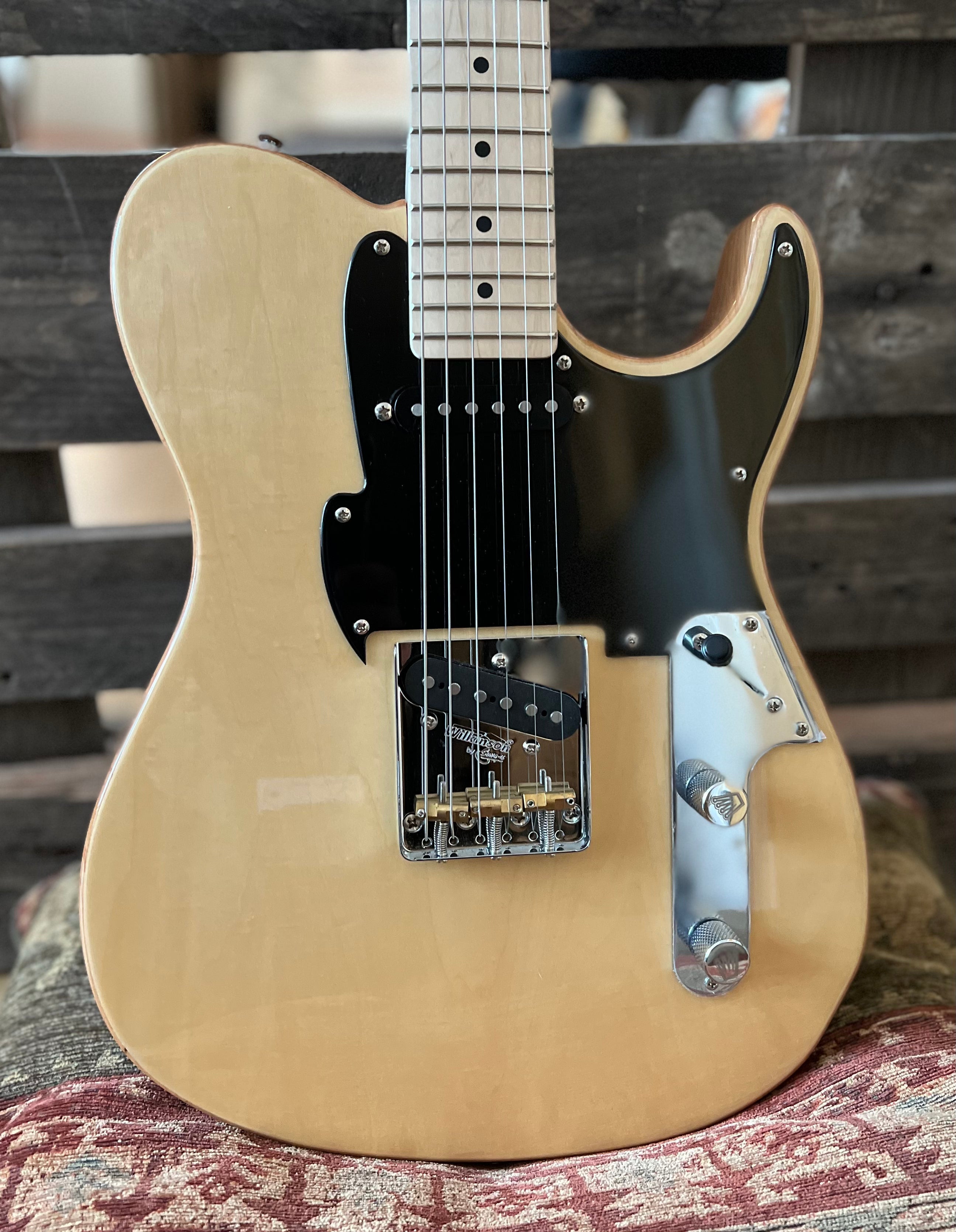 FRET KING COUNTRY SQUIRE CLASSIC TONEMASTER - NATURAL MAPLE (Includes Our £85 Pro Setup Free), Electric Guitar for sale at Richards Guitars.