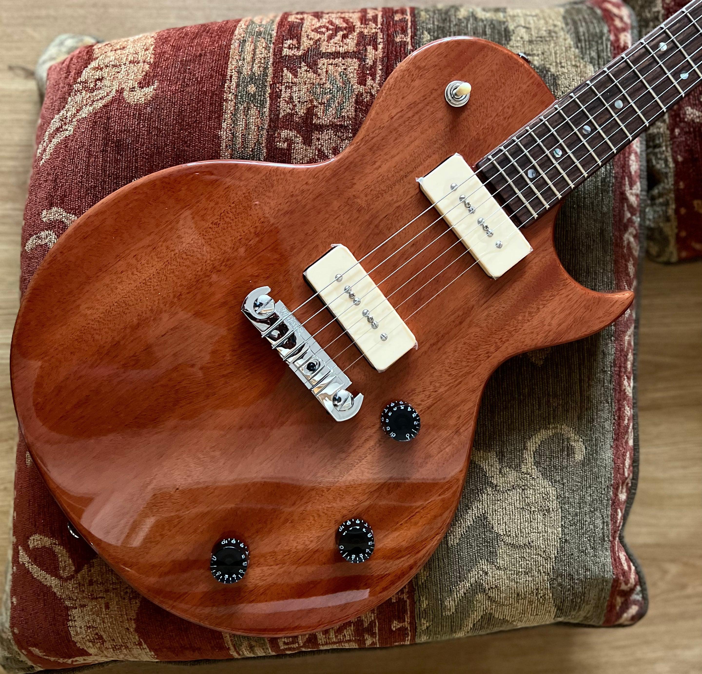 FRET KING ECLAT STANDARD GUITAR - NATURAL MAHOGANY (Includes Our £85 Pro Setup Free), Electric Guitar for sale at Richards Guitars.