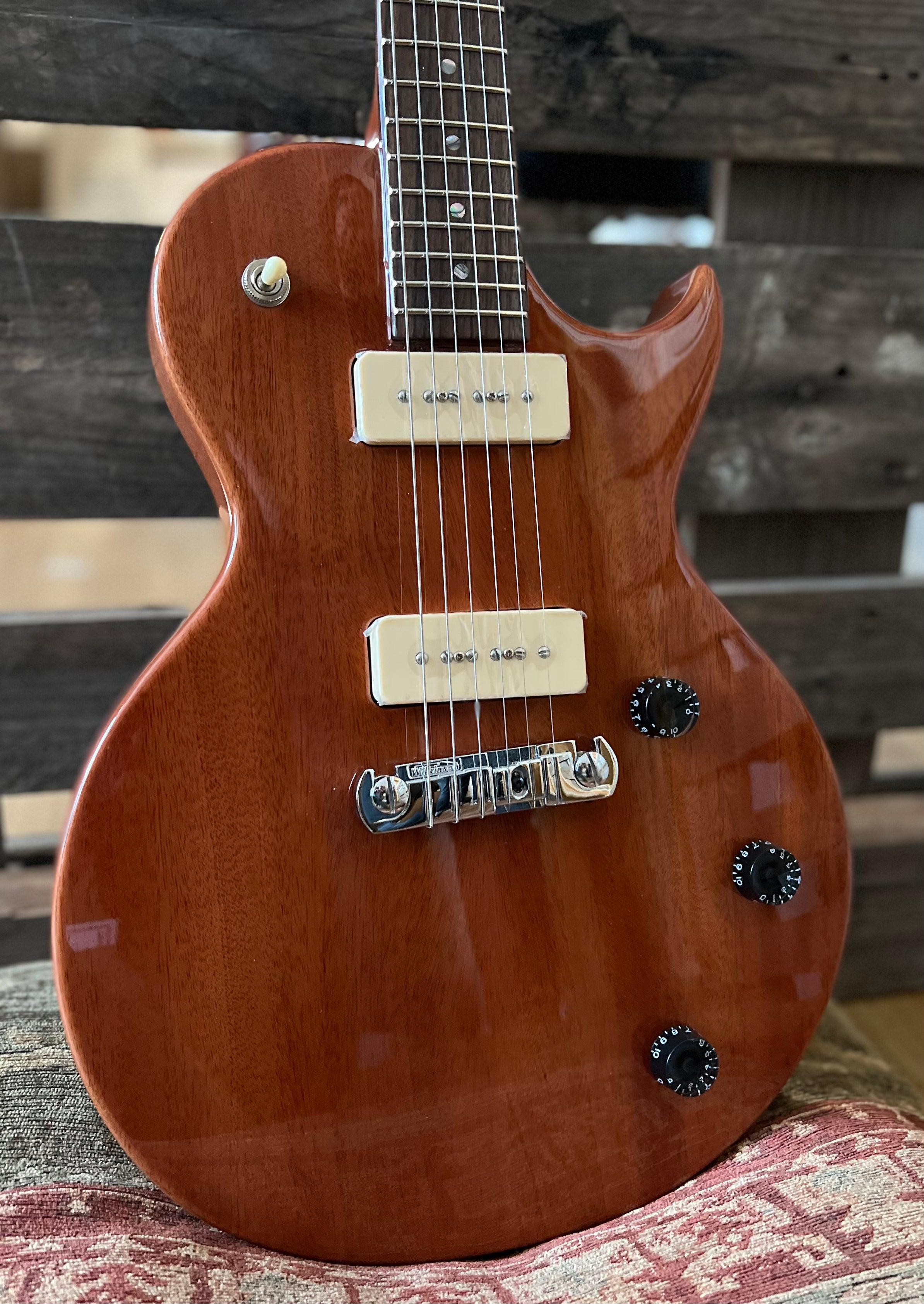 FRET KING ECLAT STANDARD GUITAR - NATURAL MAHOGANY (Includes Our £85 Pro Setup Free), Electric Guitar for sale at Richards Guitars.