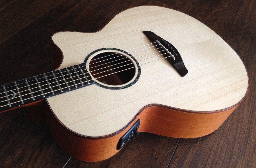 Faith FV Electro Acoustic Guitar (Venus Natural), Electro Acoustic Guitar for sale at Richards Guitars.