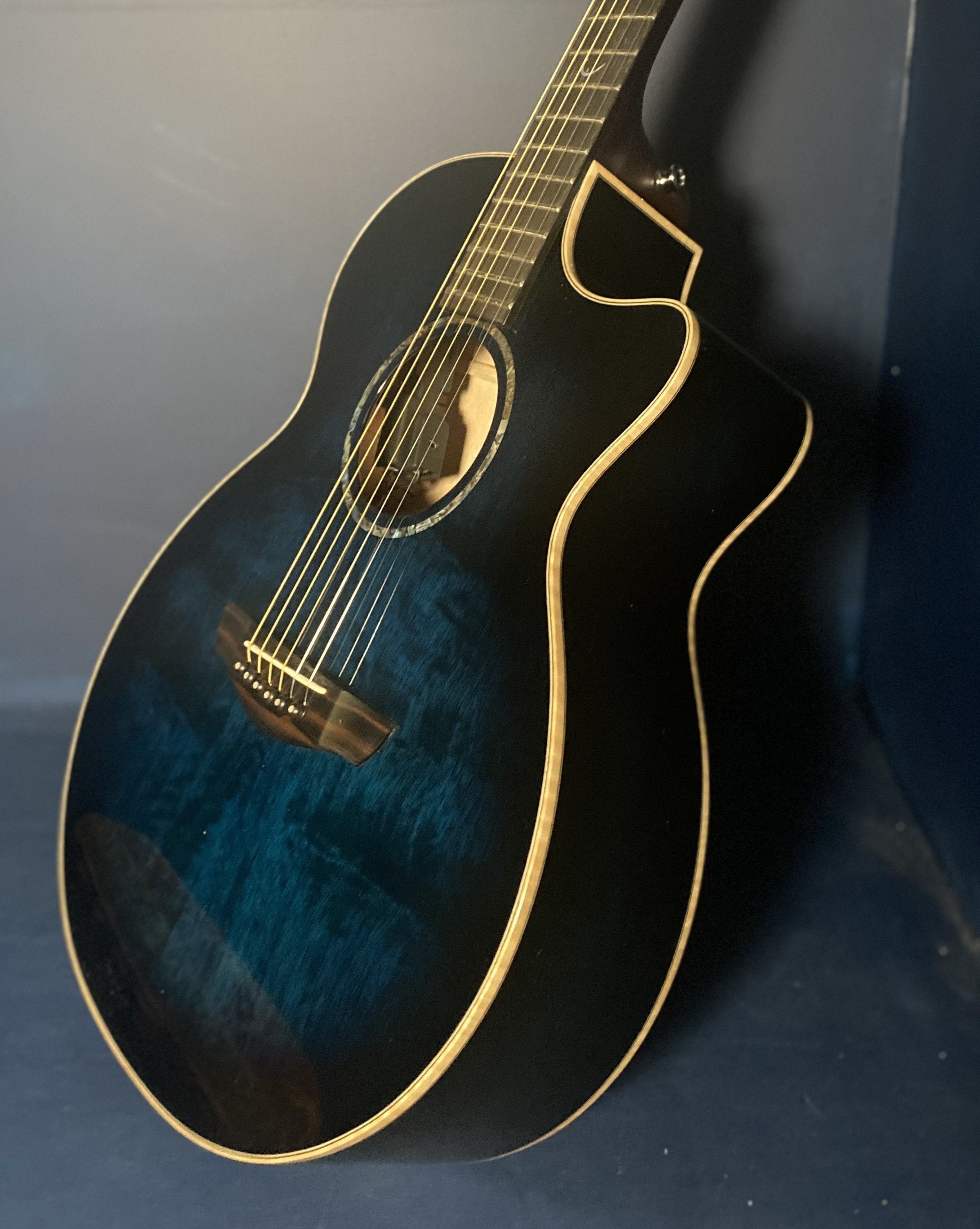 Faith FVBLM Blue Moon Venus Electro Acoustic Guitar [Reduced to clear!], Electro Acoustic Guitar for sale at Richards Guitars.