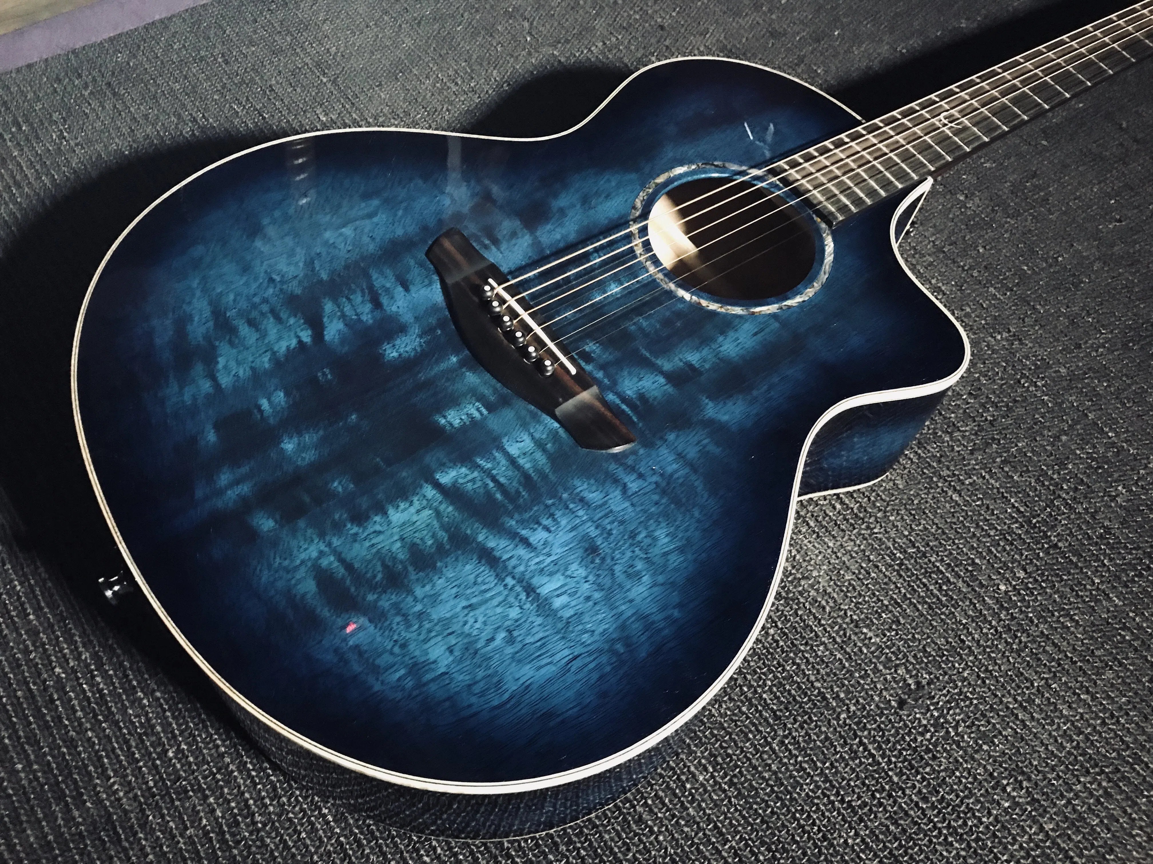 Faith Neptune Blue Moon FNCEBLM [Reduced to clear!], Electro Acoustic Guitar for sale at Richards Guitars.