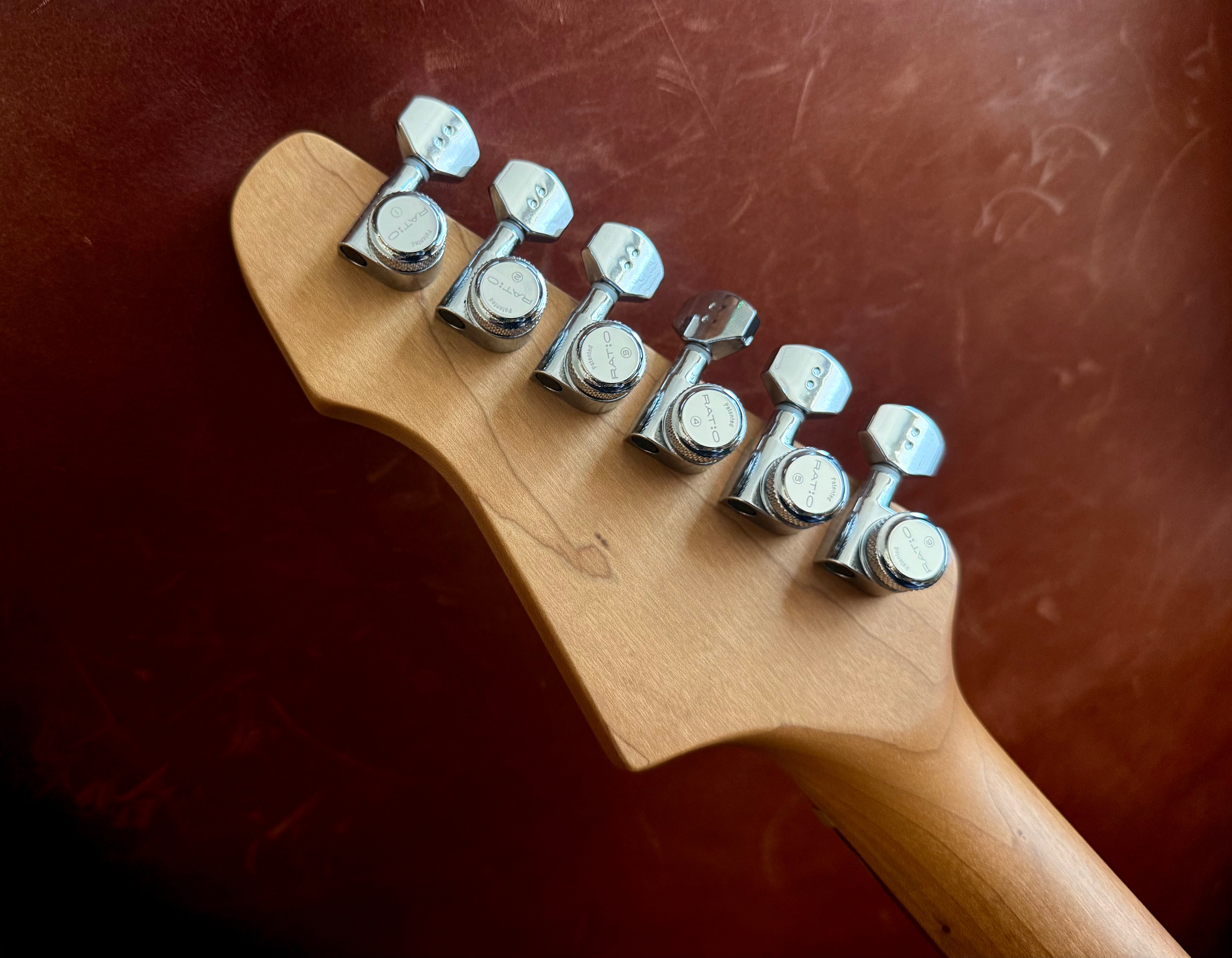 Buy Valiant Soothsayer "One of a Kind" Custom Shop.  Mind Blowing!!! 