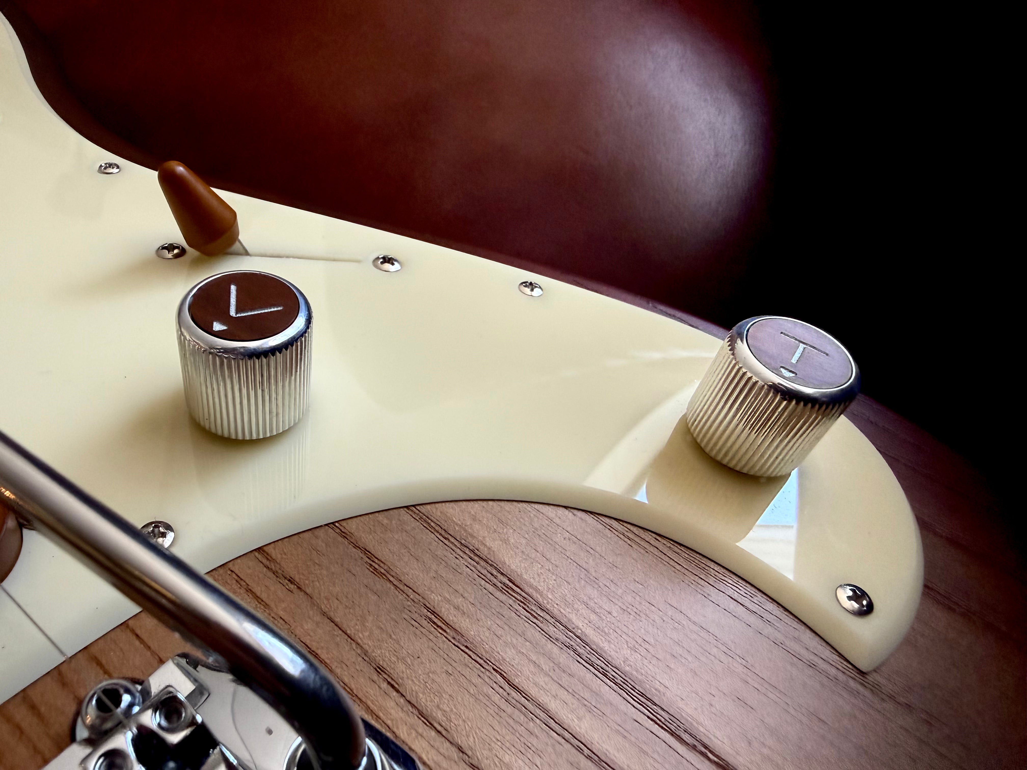 Buy Valiant Soothsayer "One of a Kind" Custom Shop.  Mind Blowing!!! 