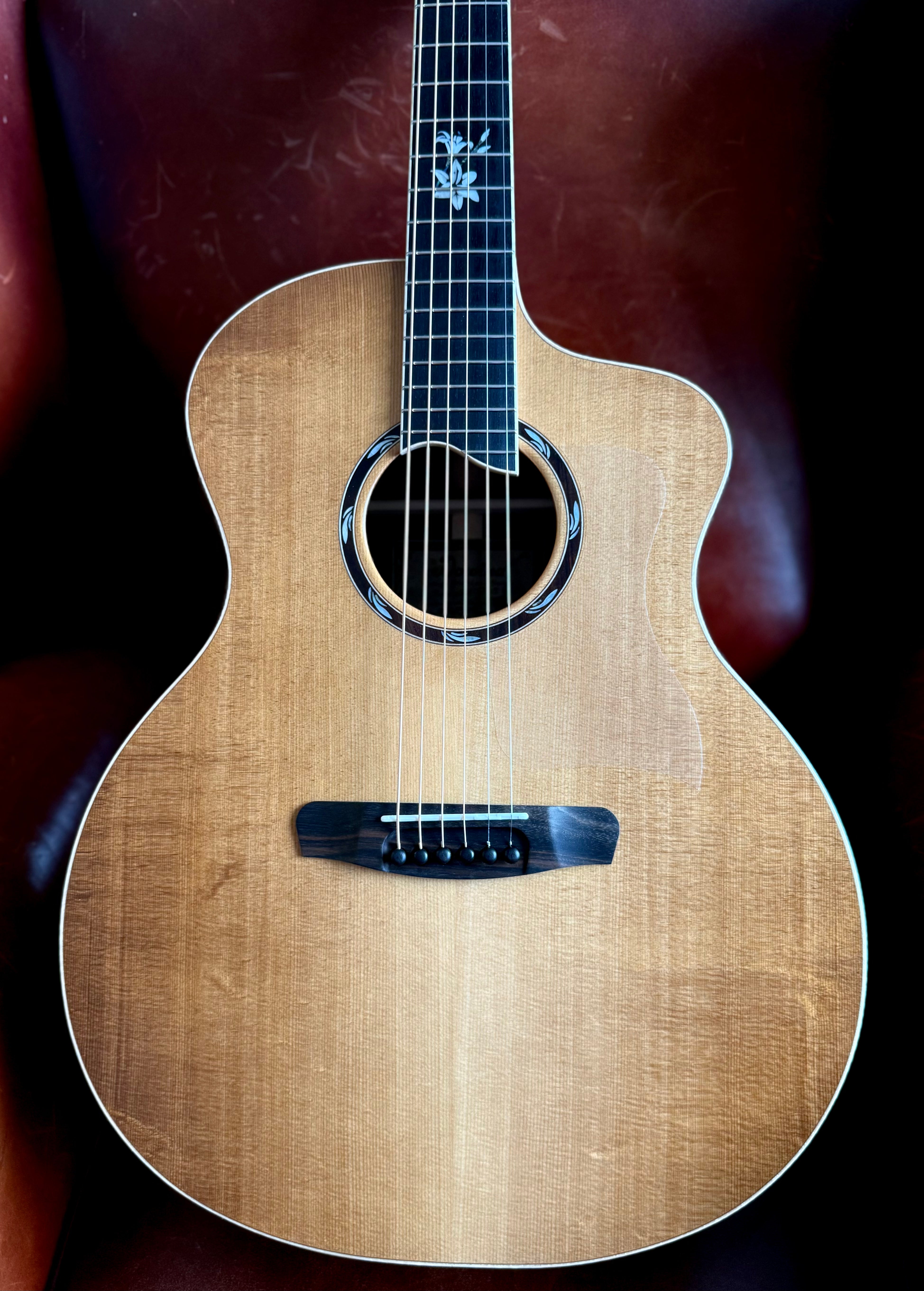 Dowina Rosewood Equisite Custom w' Flame Maple Bindings & Japanese Cherry Inlays