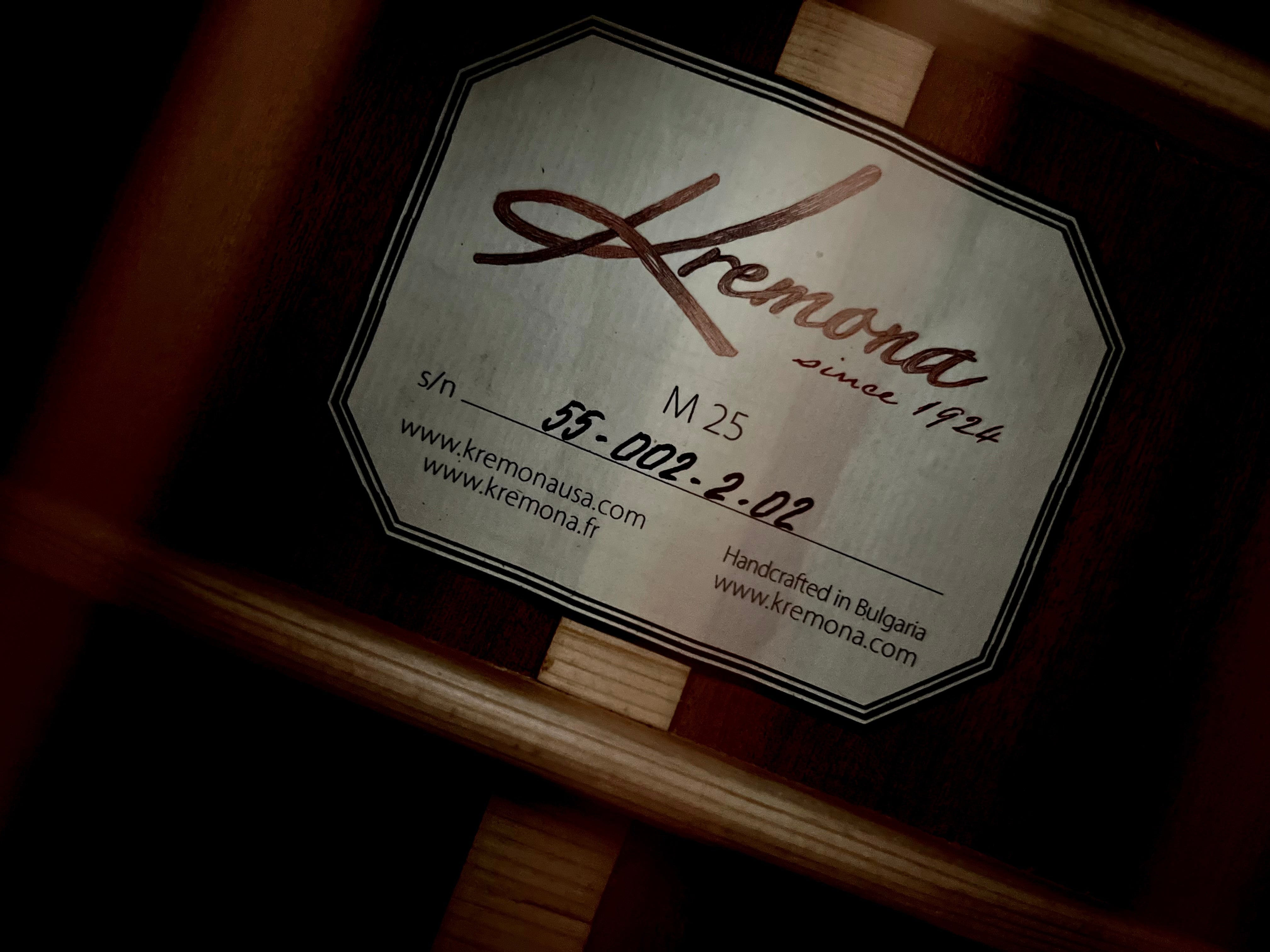 Kremona M25 Cutaway Acoustic Guitar, Acoustic Guitar for sale at Richards Guitars.