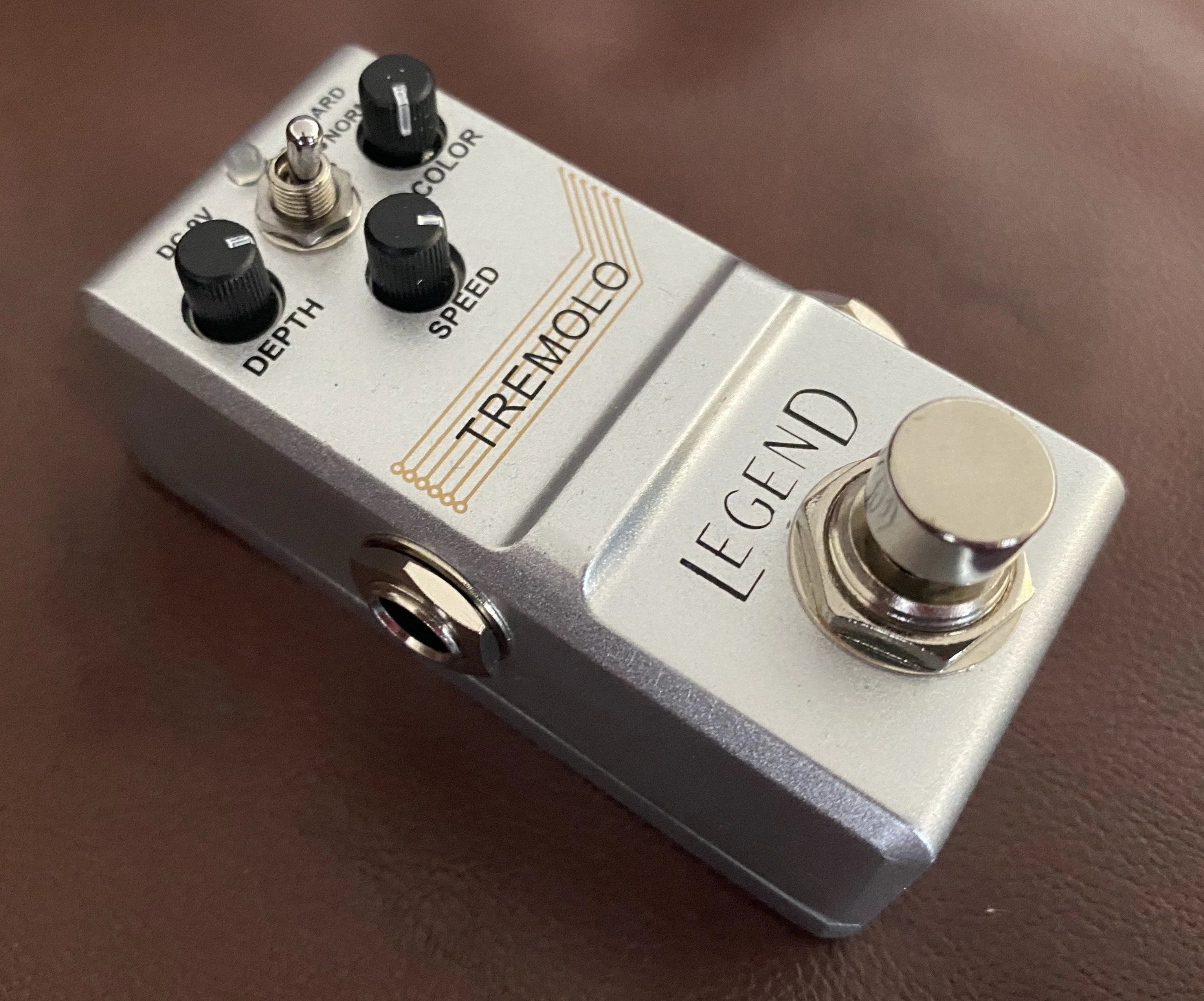 SMJ LEGEND Series Tremolo Pedal, Pedals & Effects for sale at Richards Guitars.