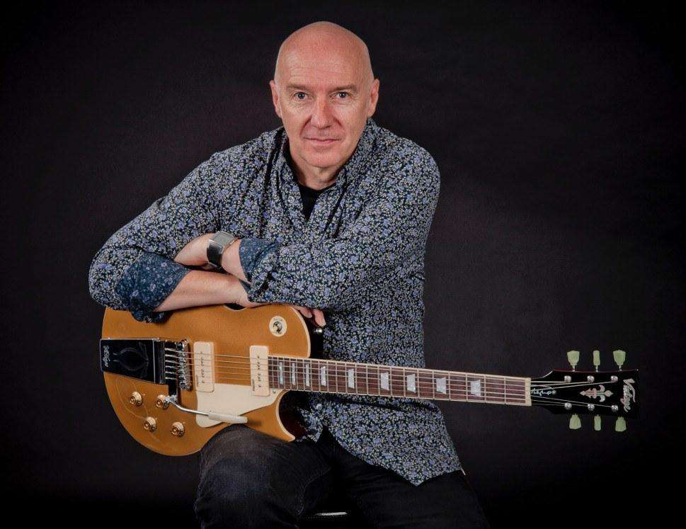 Vintage V100MU Electric Guitar Midge Ure