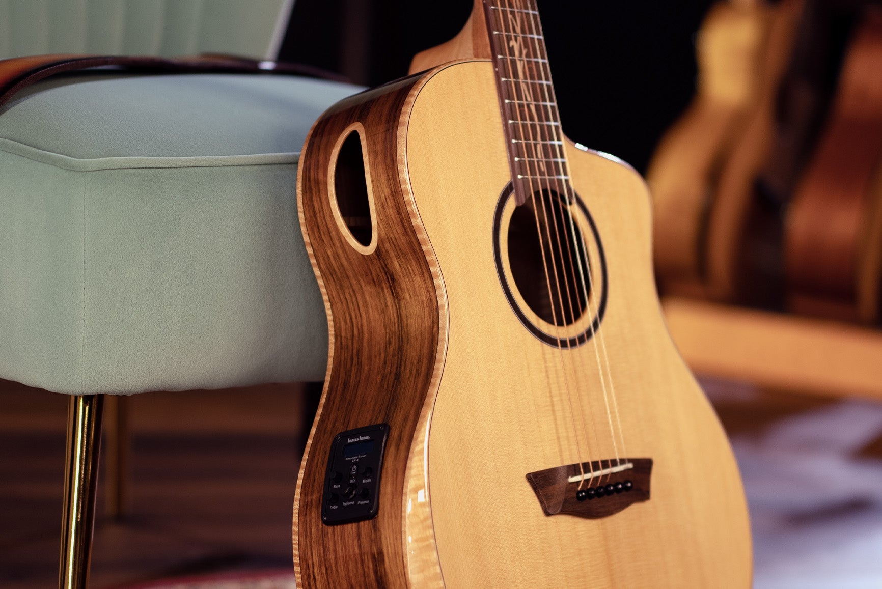 Washburn Bella Tono SUPREMA SC40SCE - Natural - NEW 2025 Electro Acoustic Guitar, Electro Acoustic Guitar for sale at Richards Guitars.