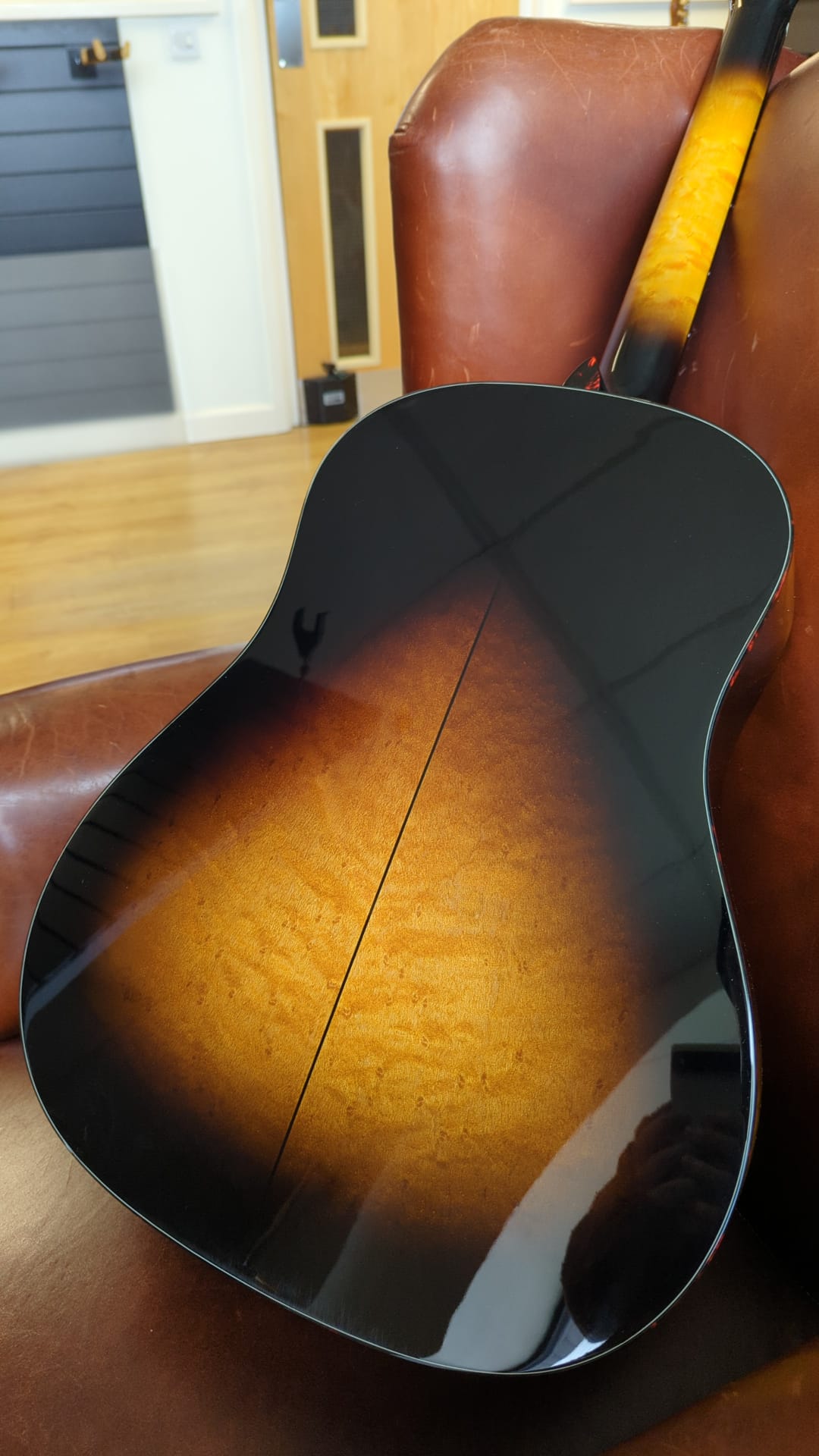 Eastman E16SS-TC-LTD - SB Sunburst (INCREDIBLY LIMITED), Acoustic Guitar for sale at Richards Guitars.