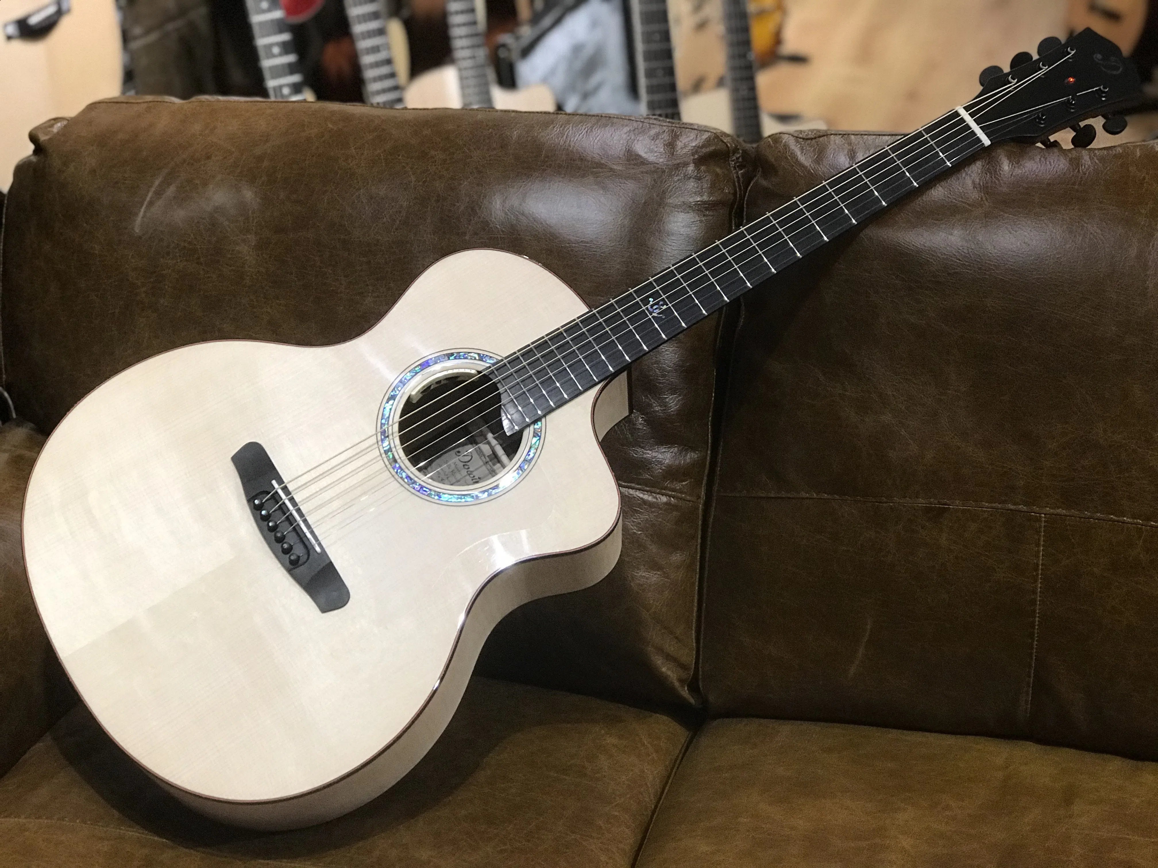 Dowina Maple / Rosewood / Maple Trio Plate (Silk Road) GAC, Acoustic Guitar for sale at Richards Guitars.