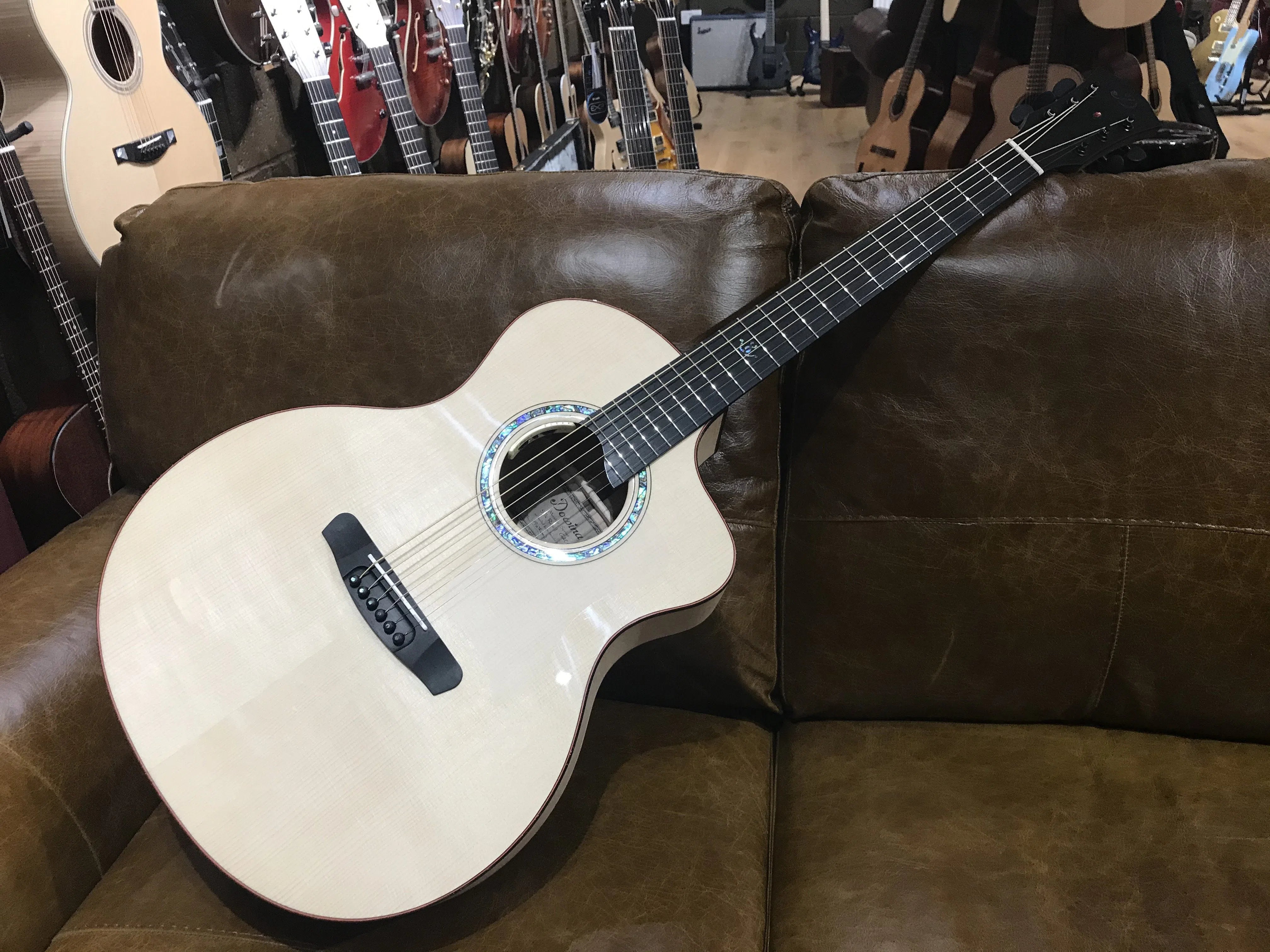 Dowina Maple / Rosewood / Maple Trio Plate (Silk Road) GAC, Acoustic Guitar for sale at Richards Guitars.