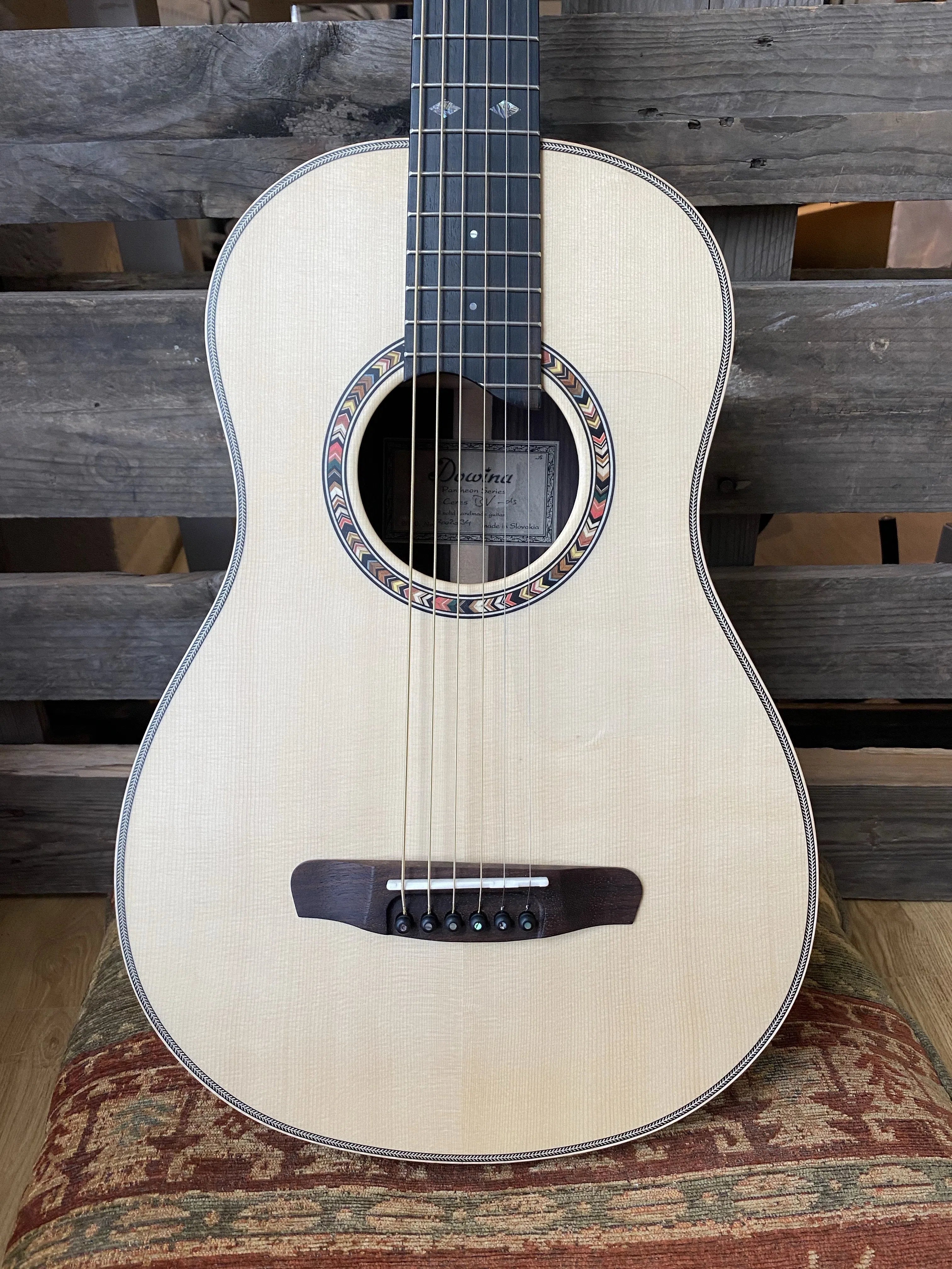 Dowina Rosewood (Ceres) BV-DS, Acoustic Guitar for sale at Richards Guitars.