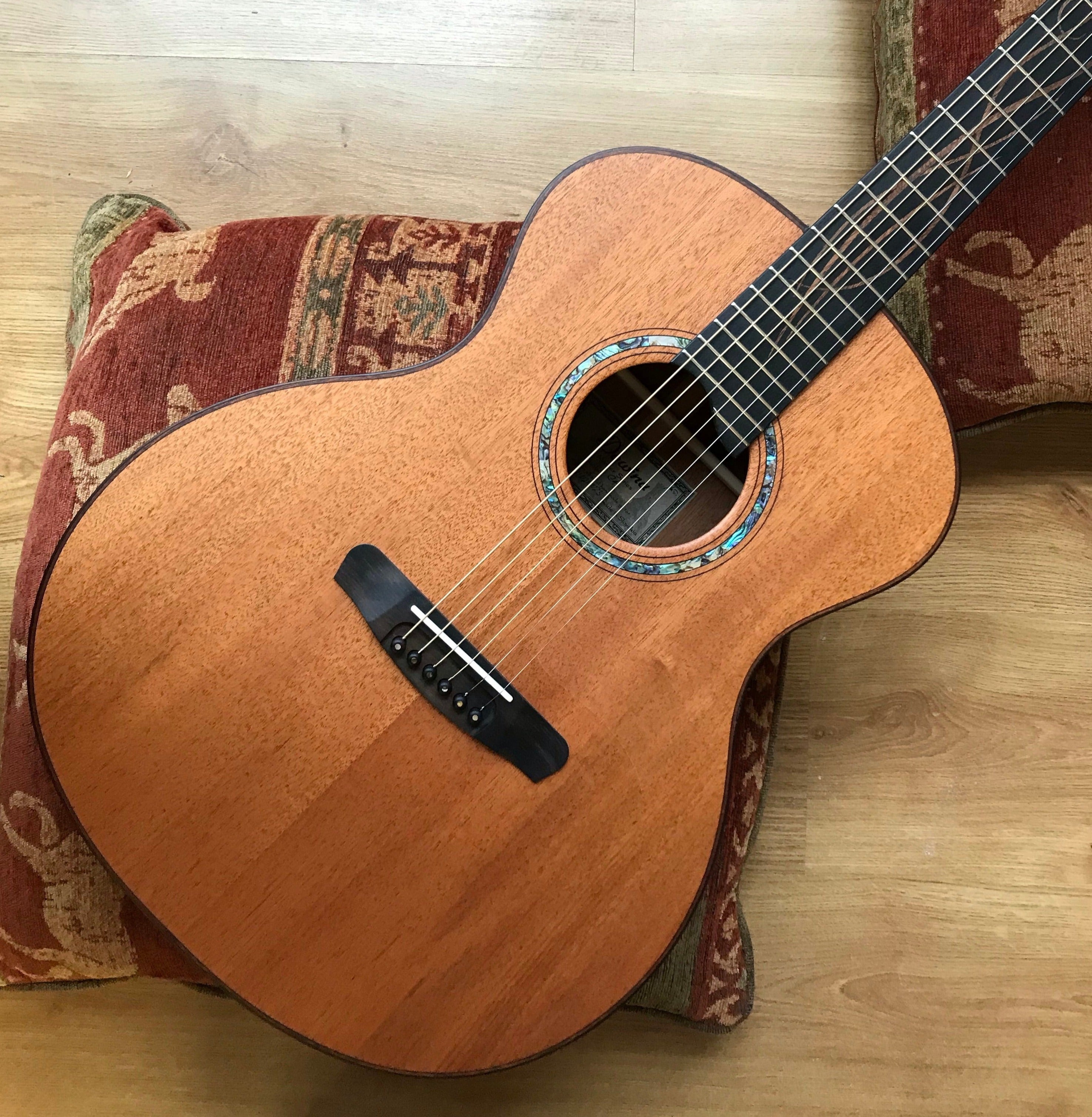 Dowina Tribute To Honduran Mahogany OMG (15+ years old), Acoustic Guitar for sale at Richards Guitars.