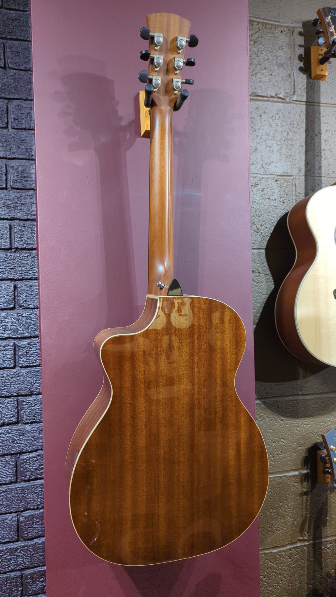 Faith legacy Earth (Used), Acoustic Guitar for sale at Richards Guitars.